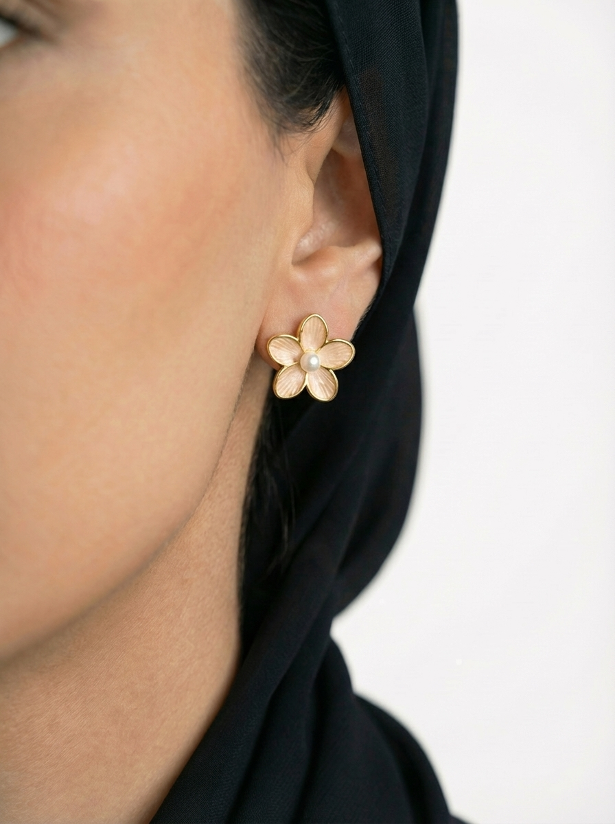 اقراط اذن الورده بيبي بينك