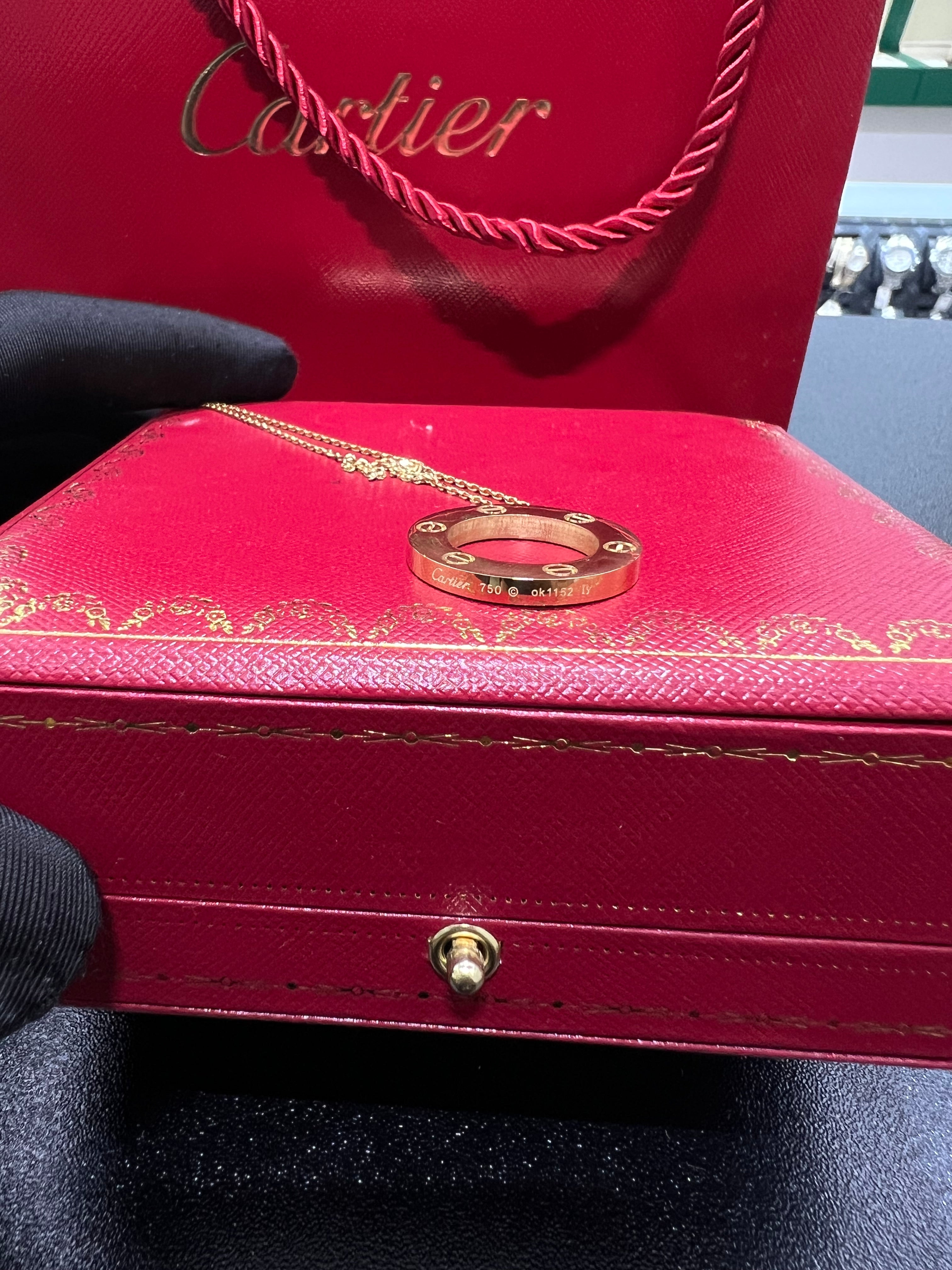 سلسال Cartiėr LOVE