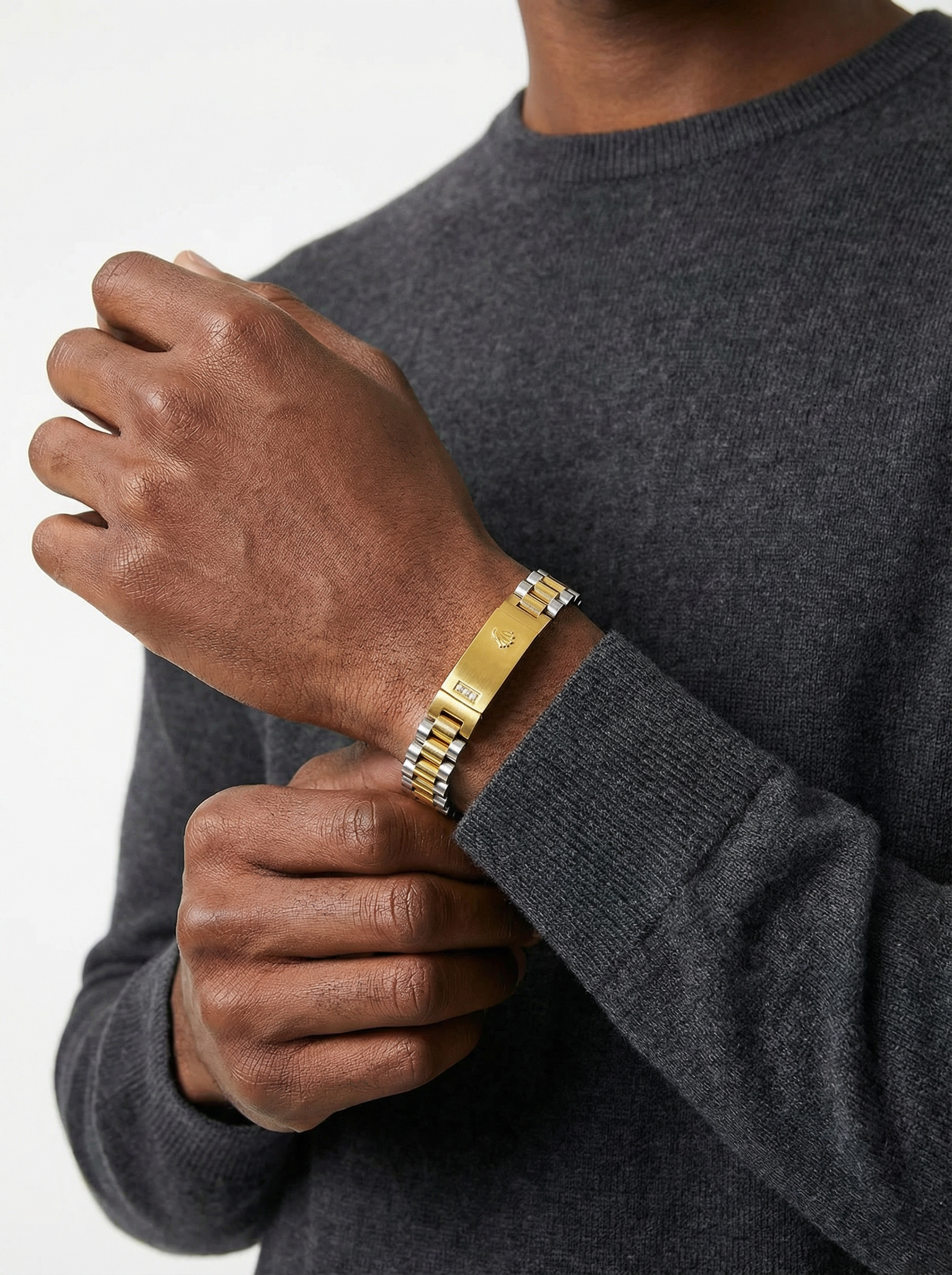 حديده رولكس الاسم مطعمه