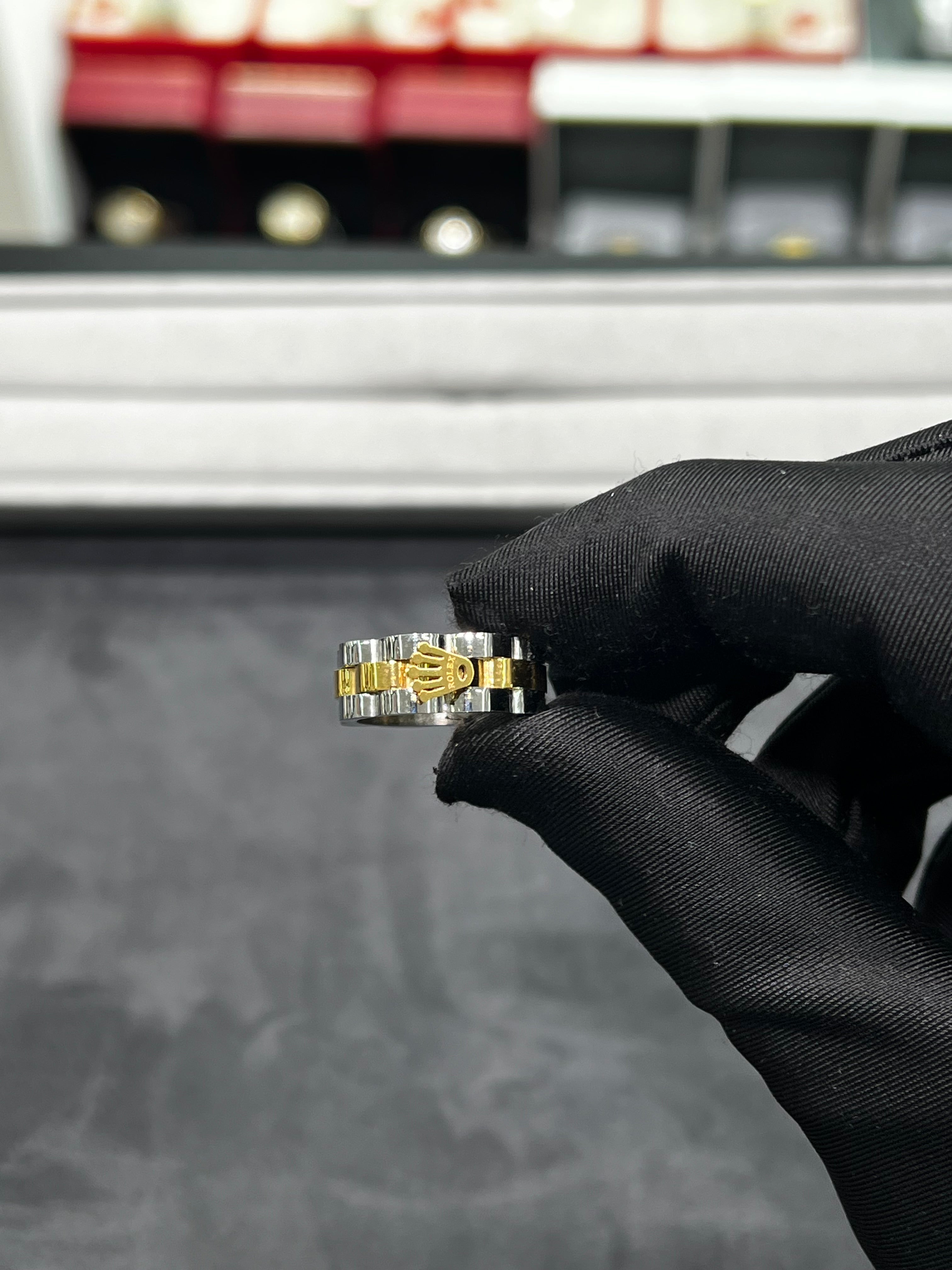 خاتم رولكس ذهبي في الفضي عريض