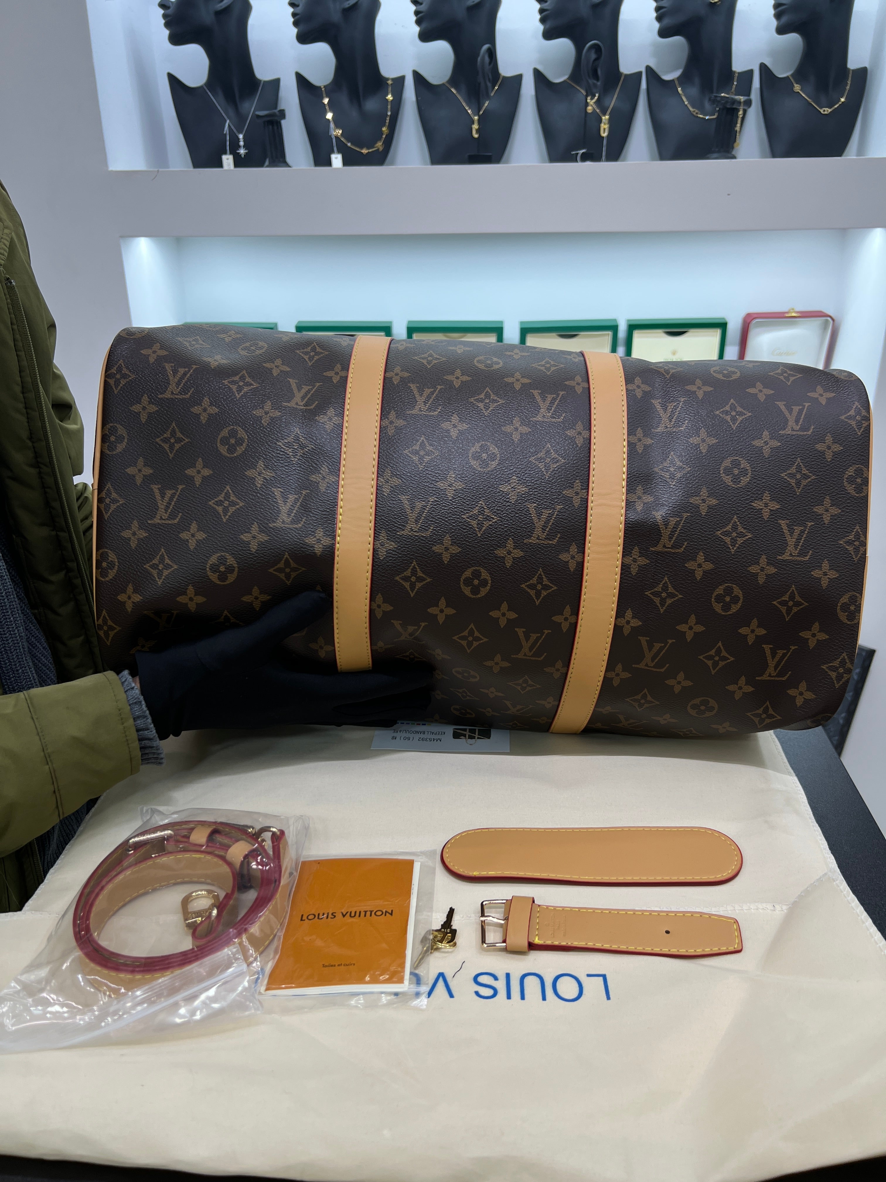 Keepall Bandoulière 55 – Monogram Canvas