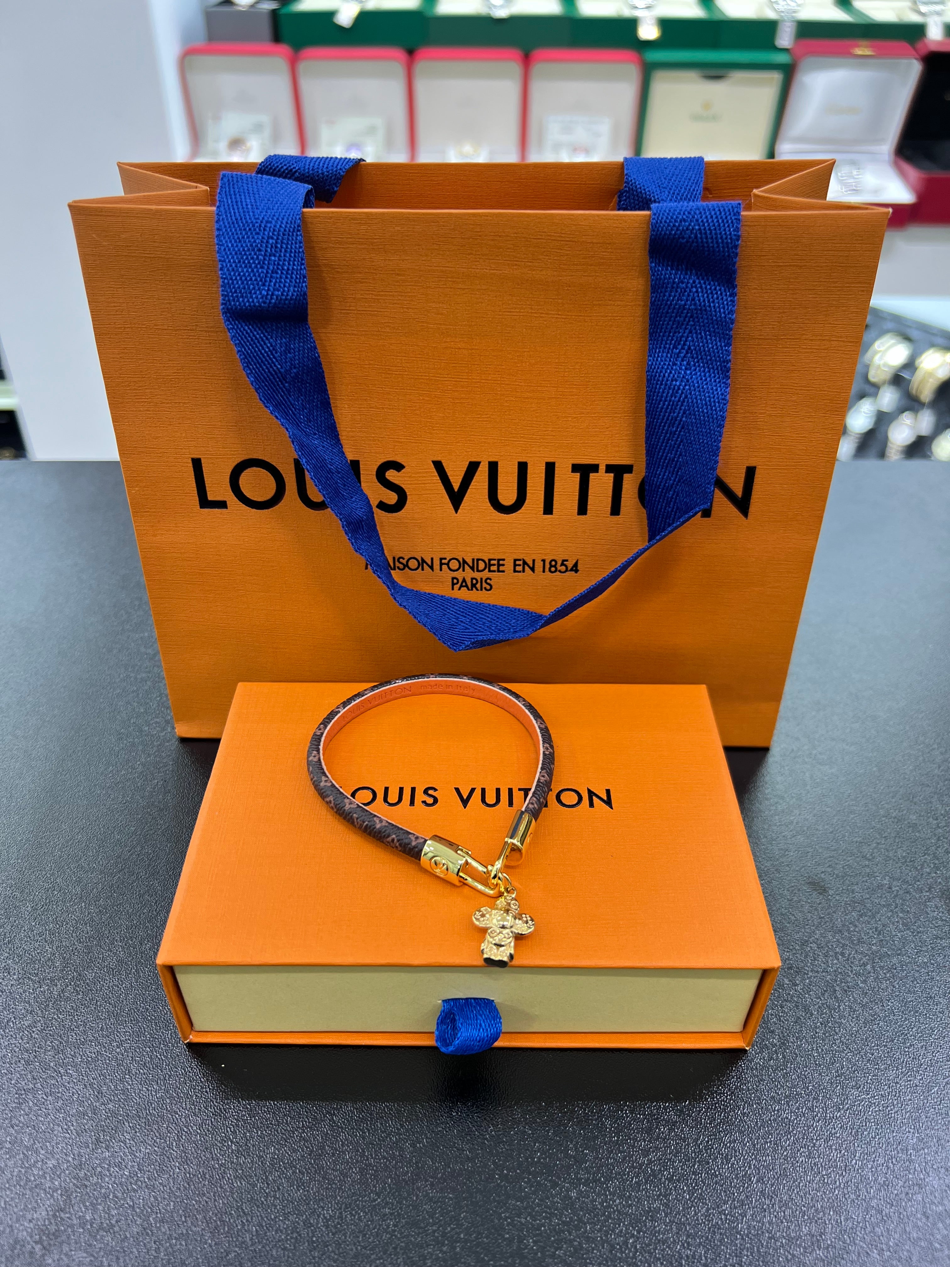 Viviënnë Chärm LV size 19