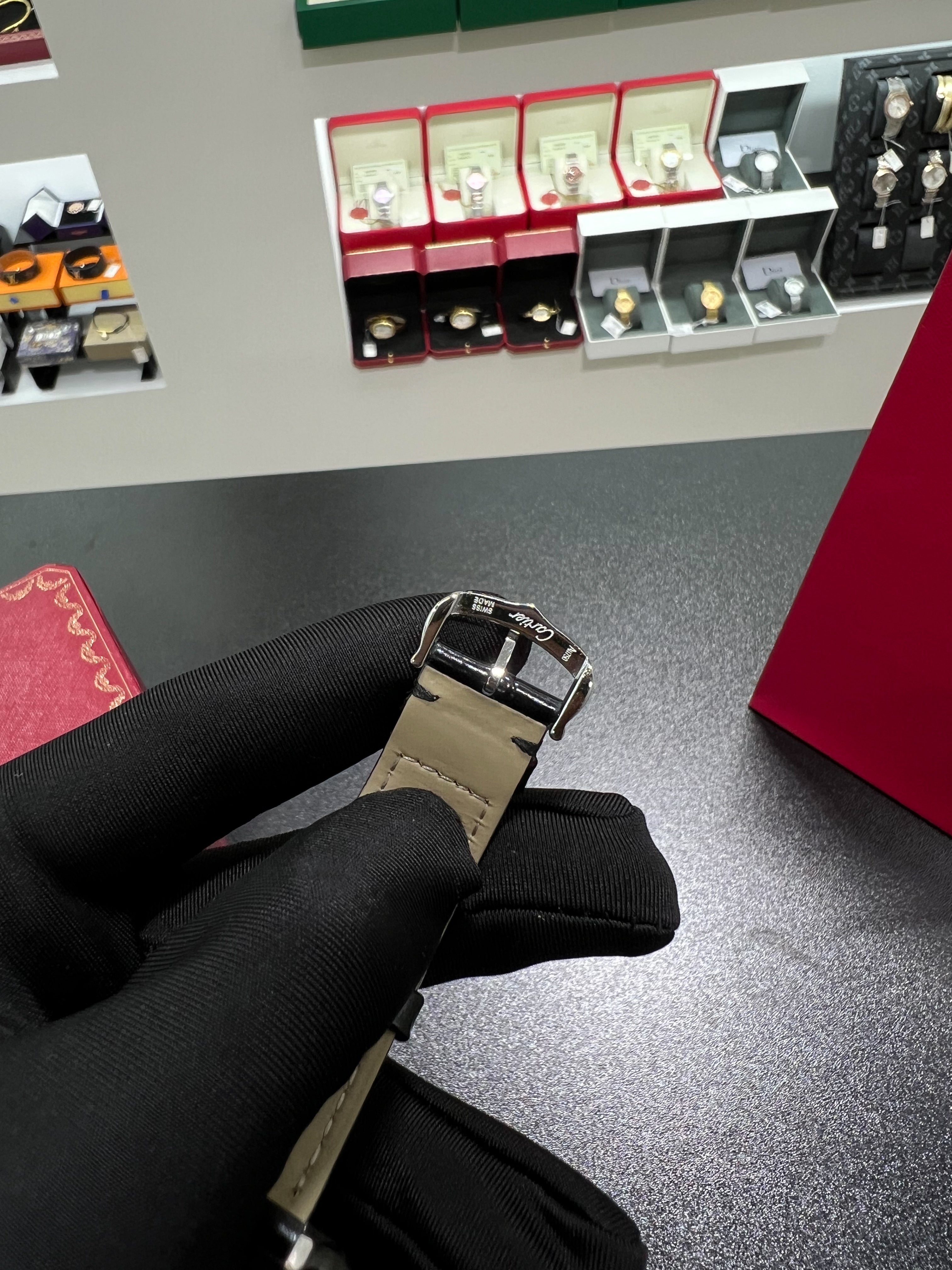 Cartiėr Santos black leather