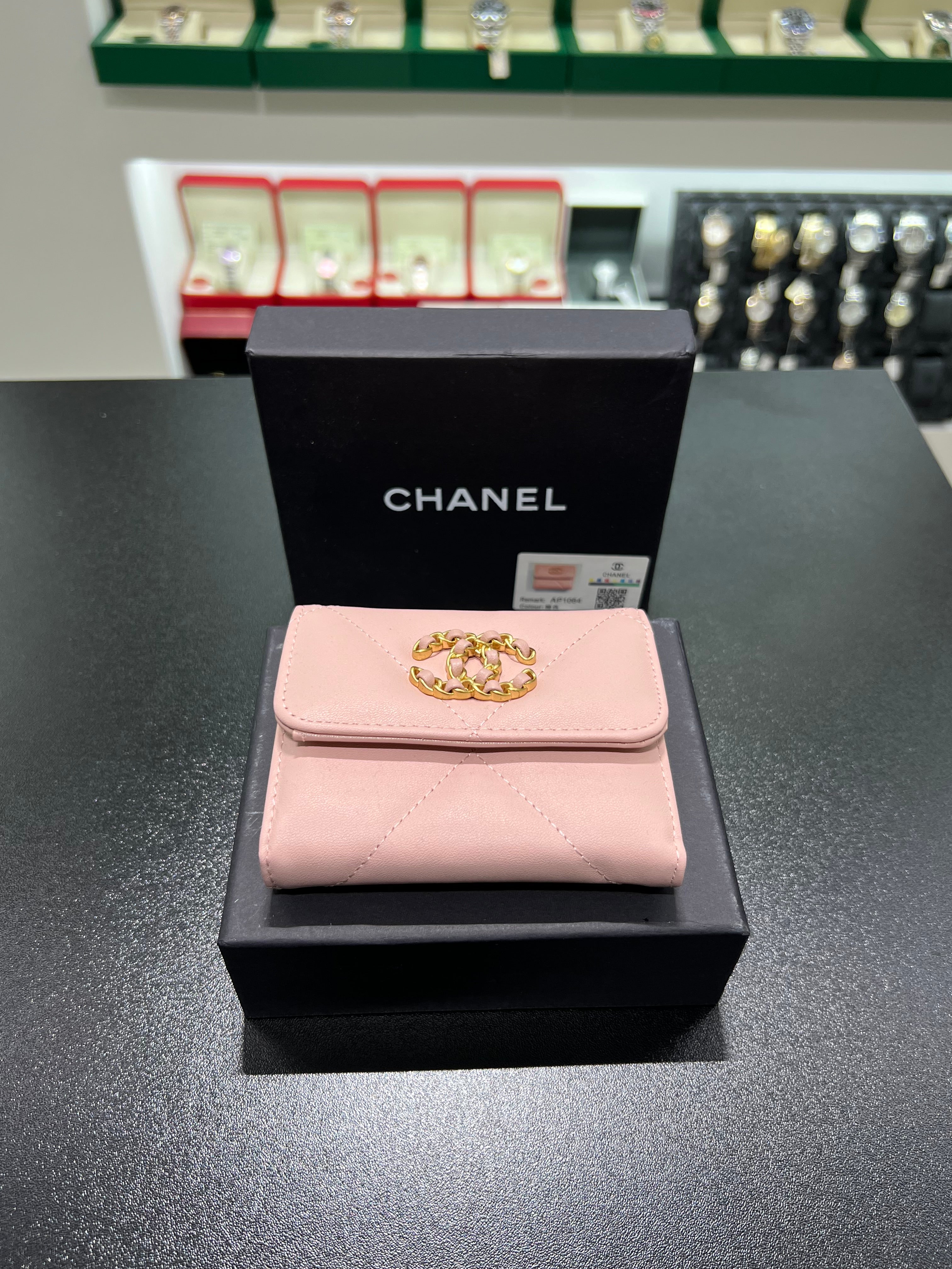CHANEL 19 FLAP pink CARD HOLDER