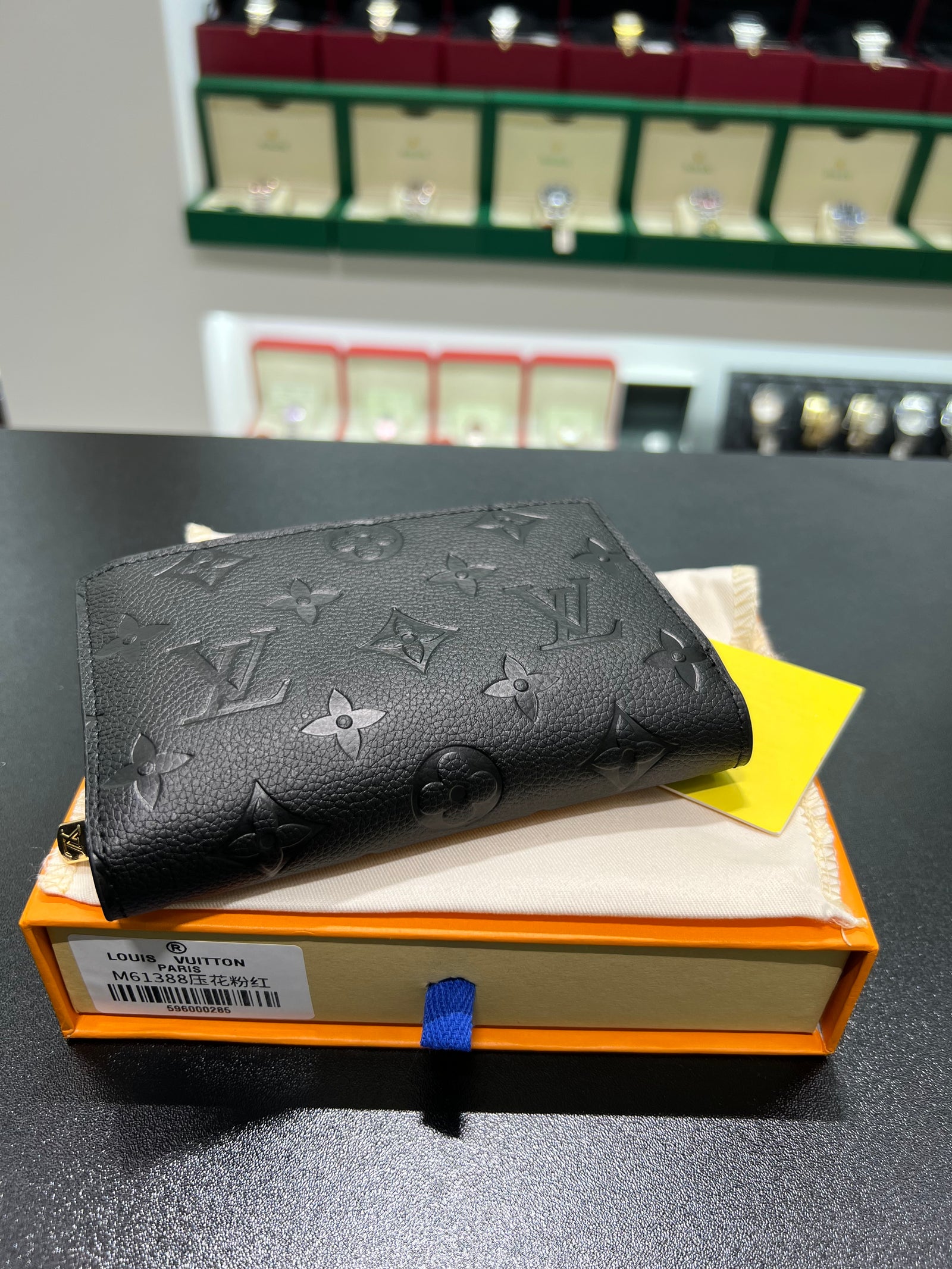 Monogram Empreinte big size black