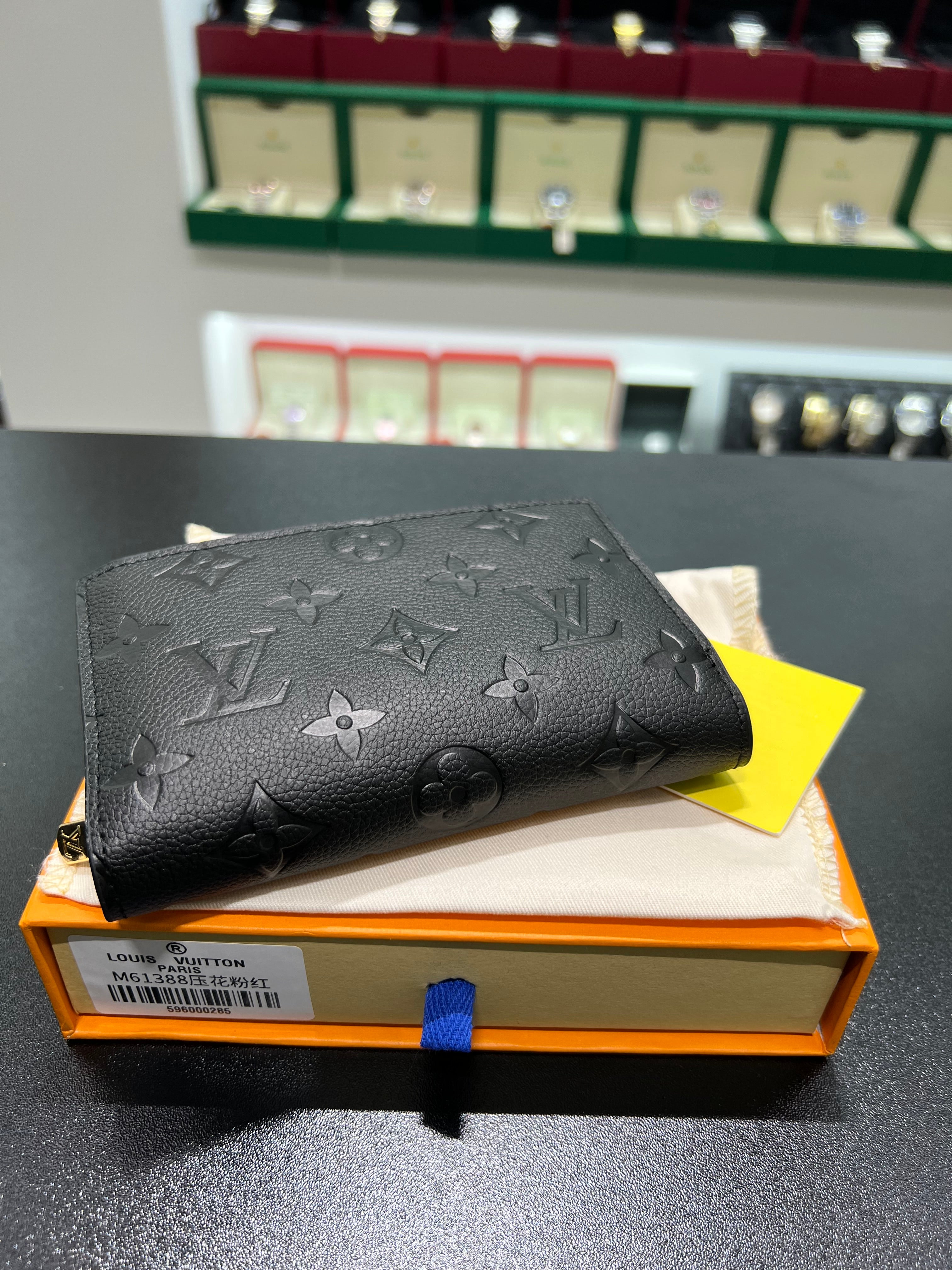 Monogram Empreinte big size black