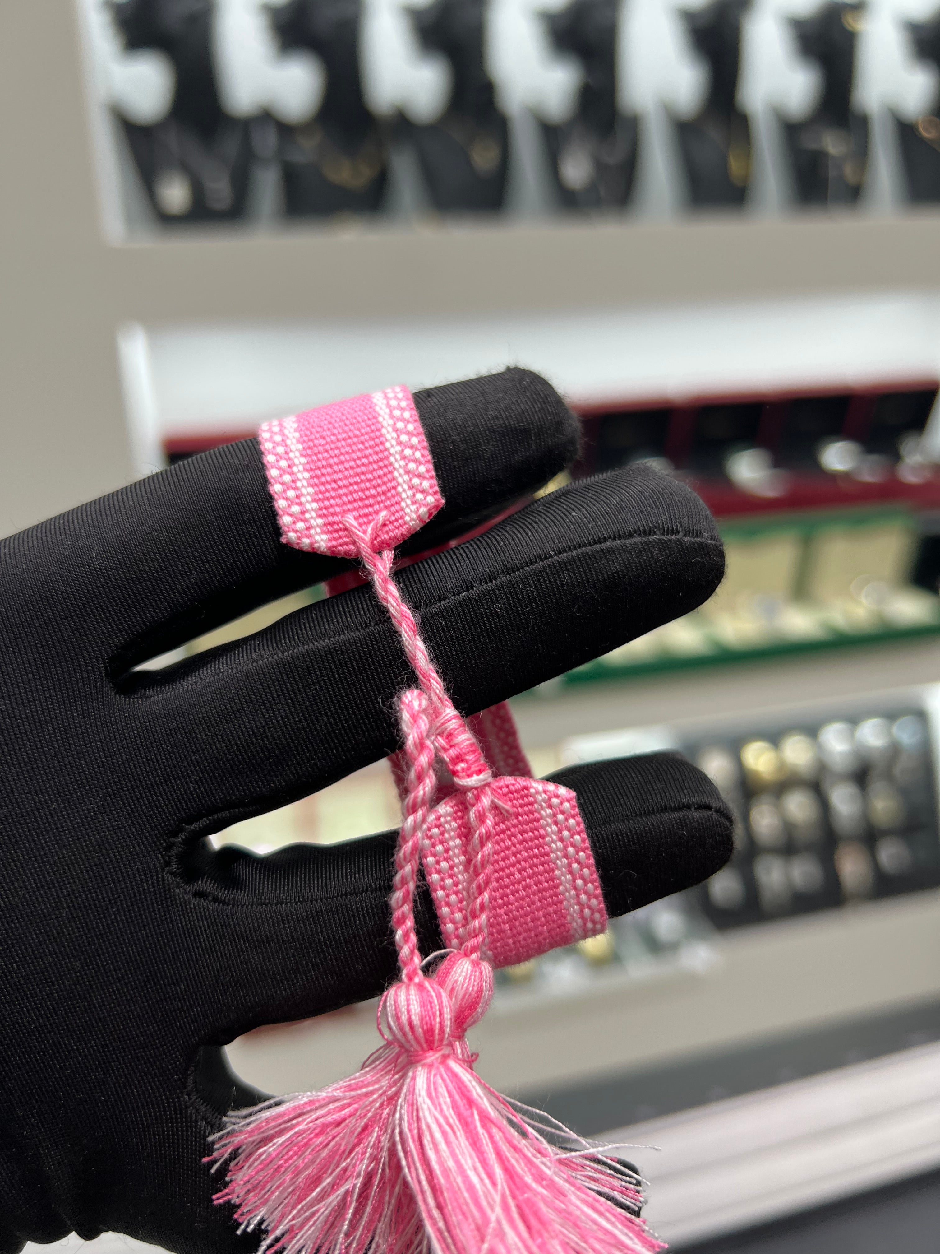 ديور قماش وردي