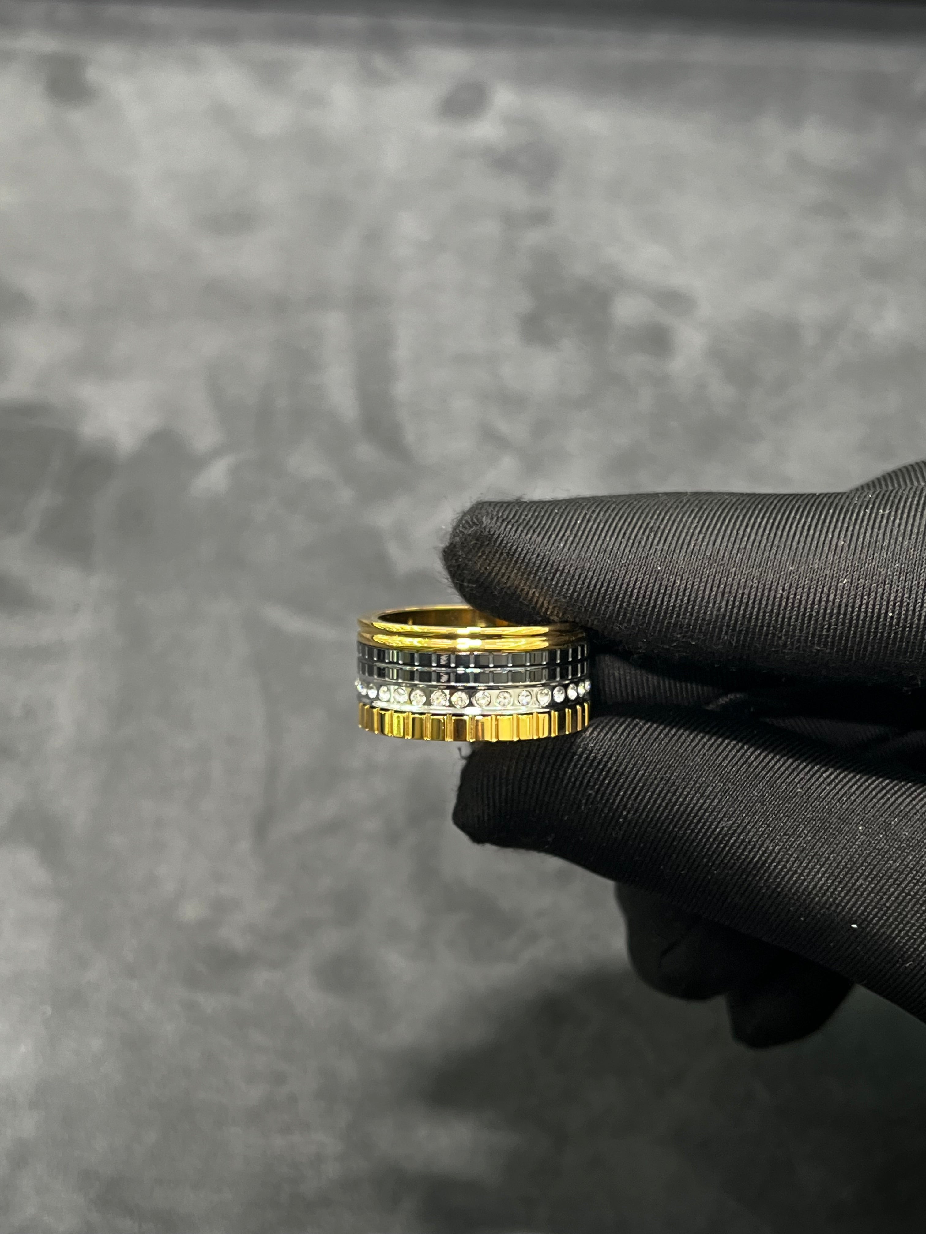 خاتم بوشرون