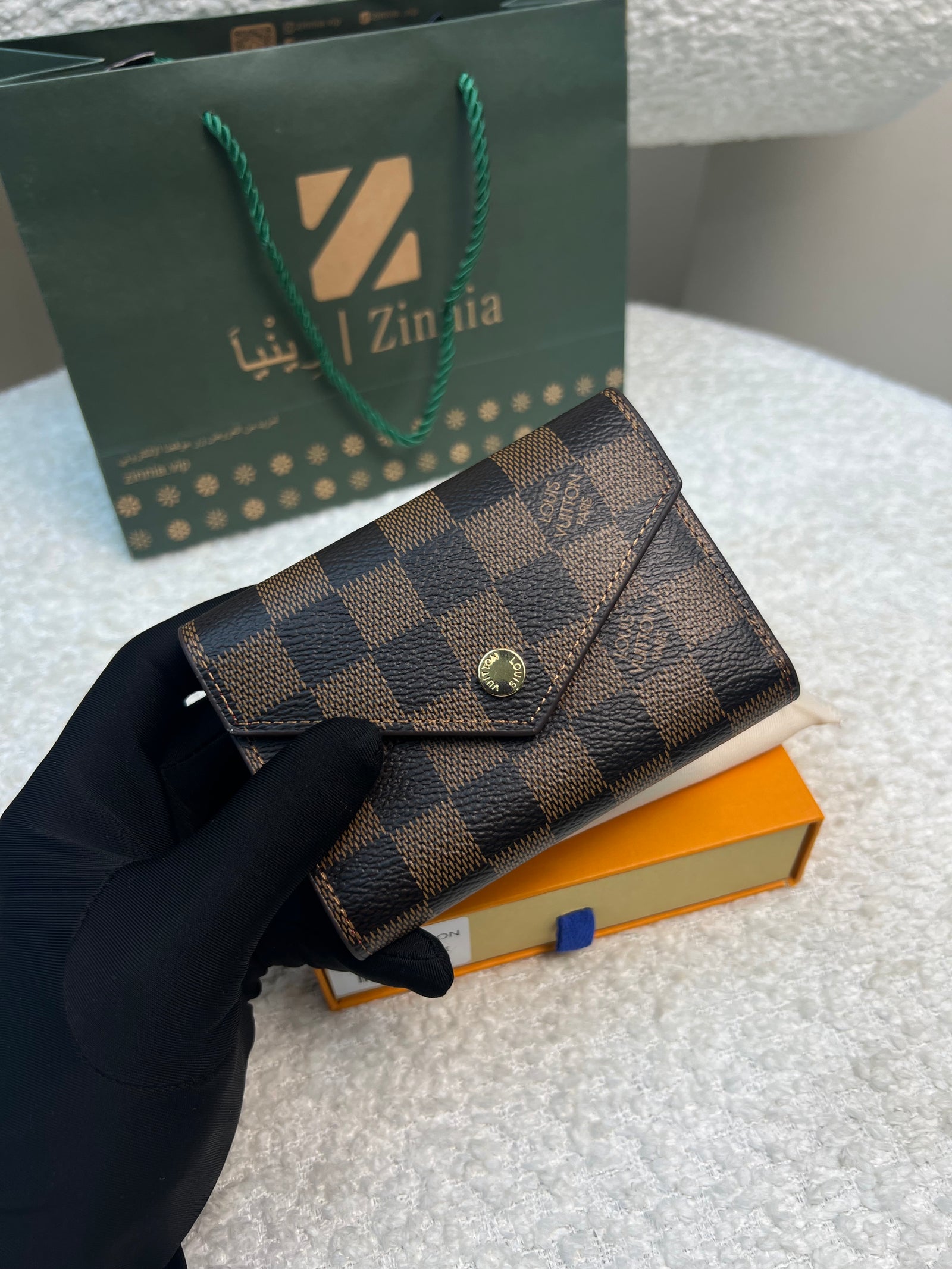 محفظة فيكتورين بنقشة دامييه البنّية Victorine Damier Ebene Wallet
