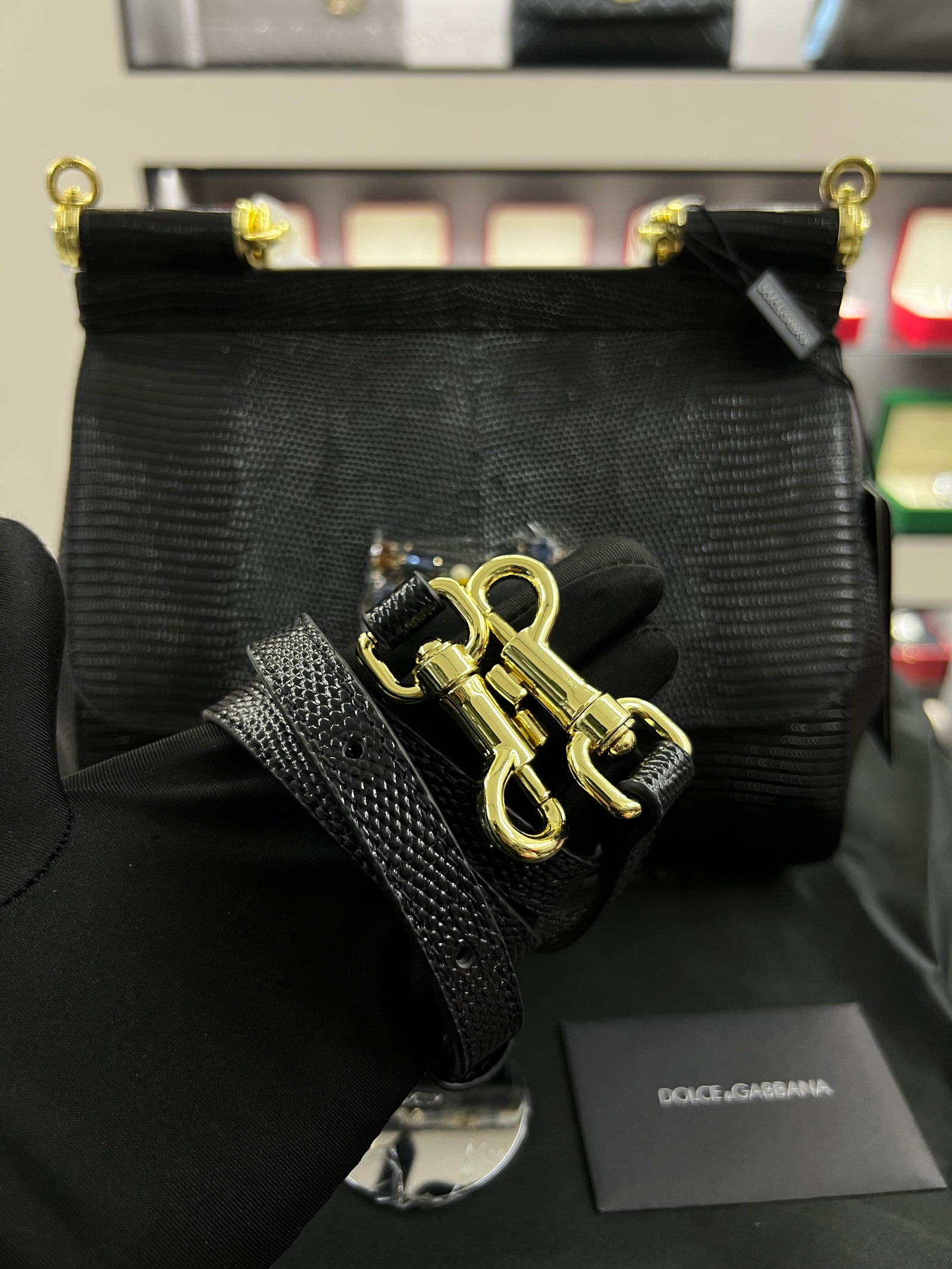 حقيبة سيسيلي سوداء بنقشة جلد السحلية الحجم الكبير
Sicily Bag – Black Lizard-Print