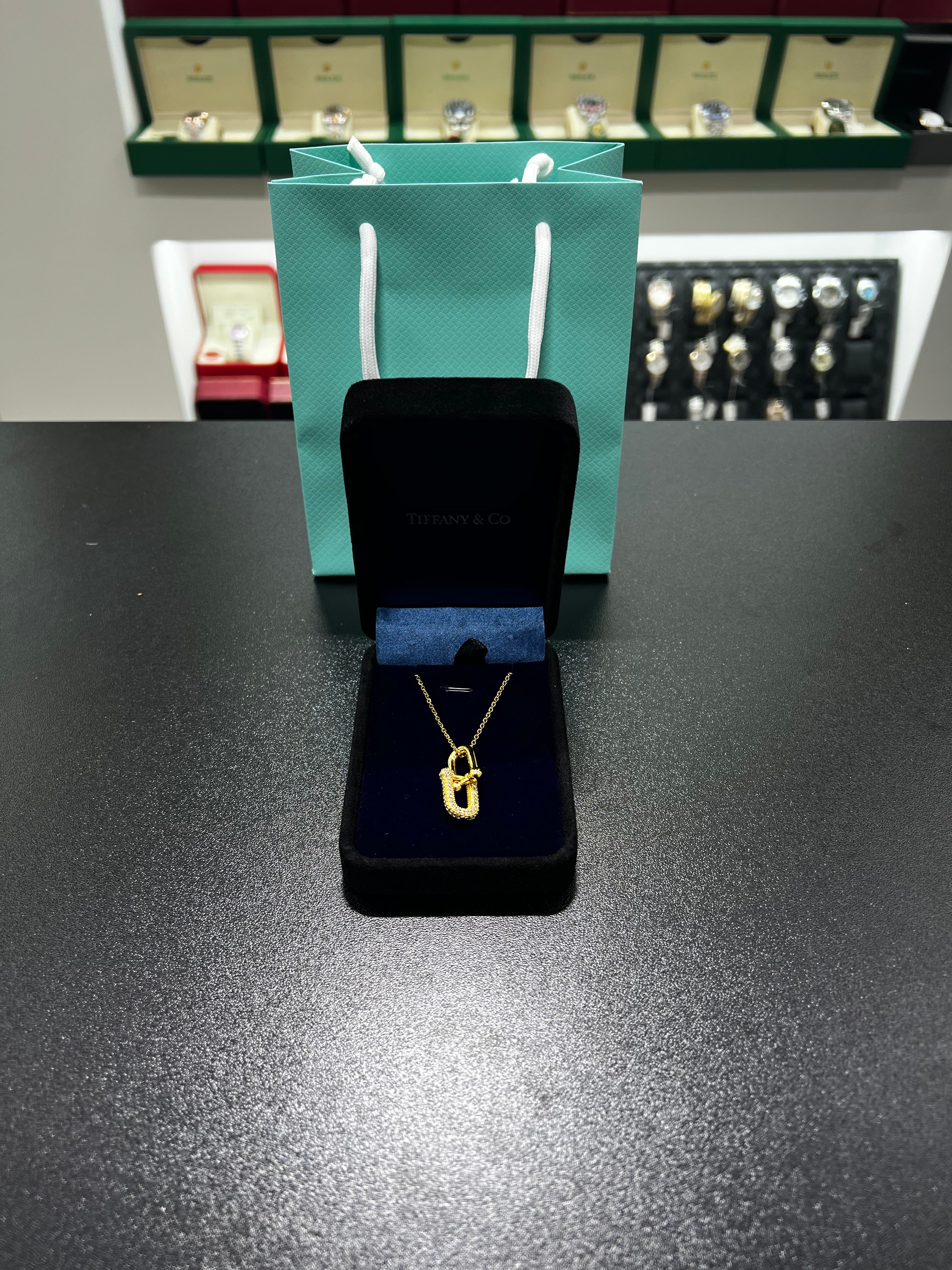 سلسال Tiffåny ذهبي