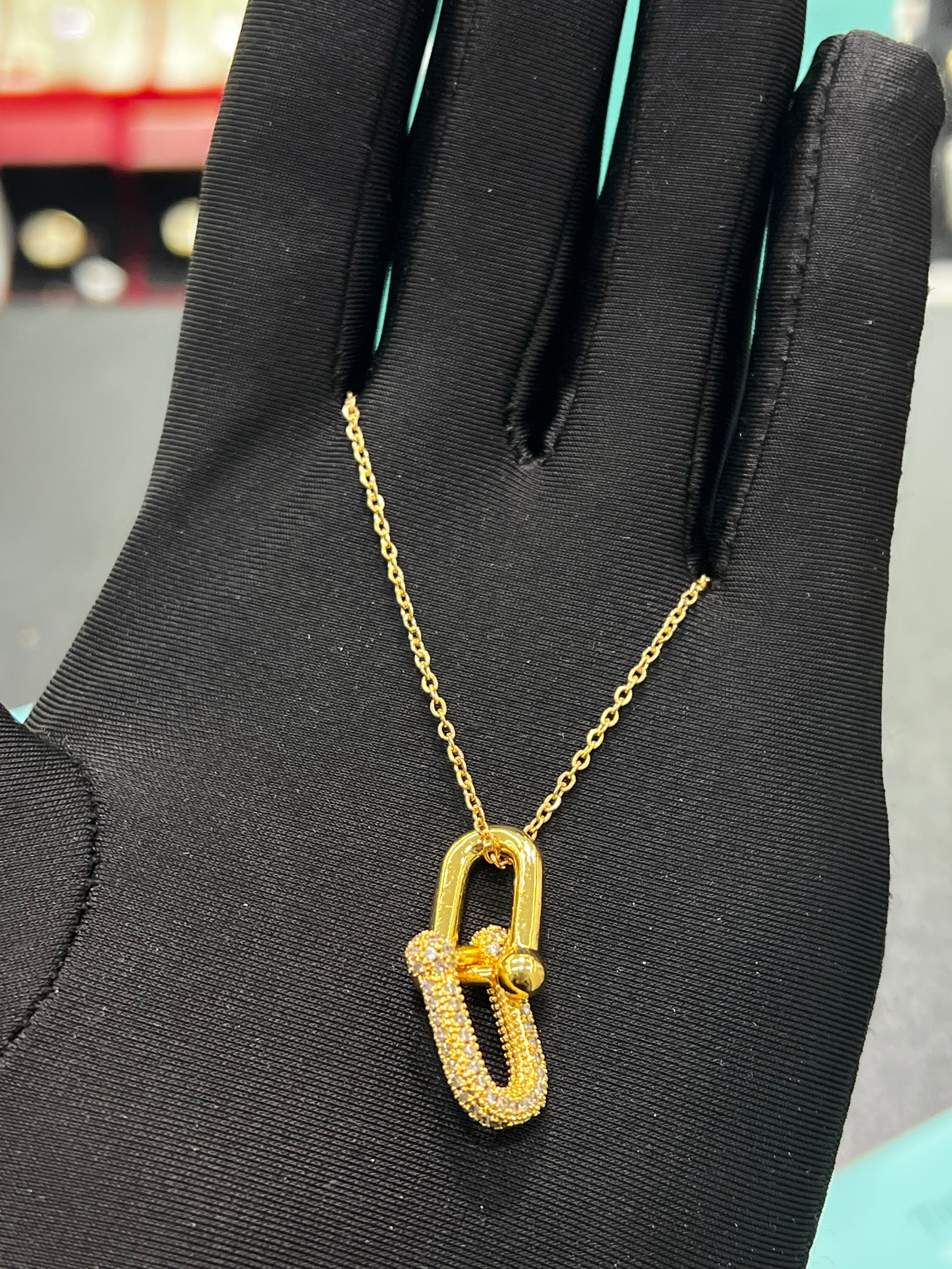 سلسال تيفاني ذهبي