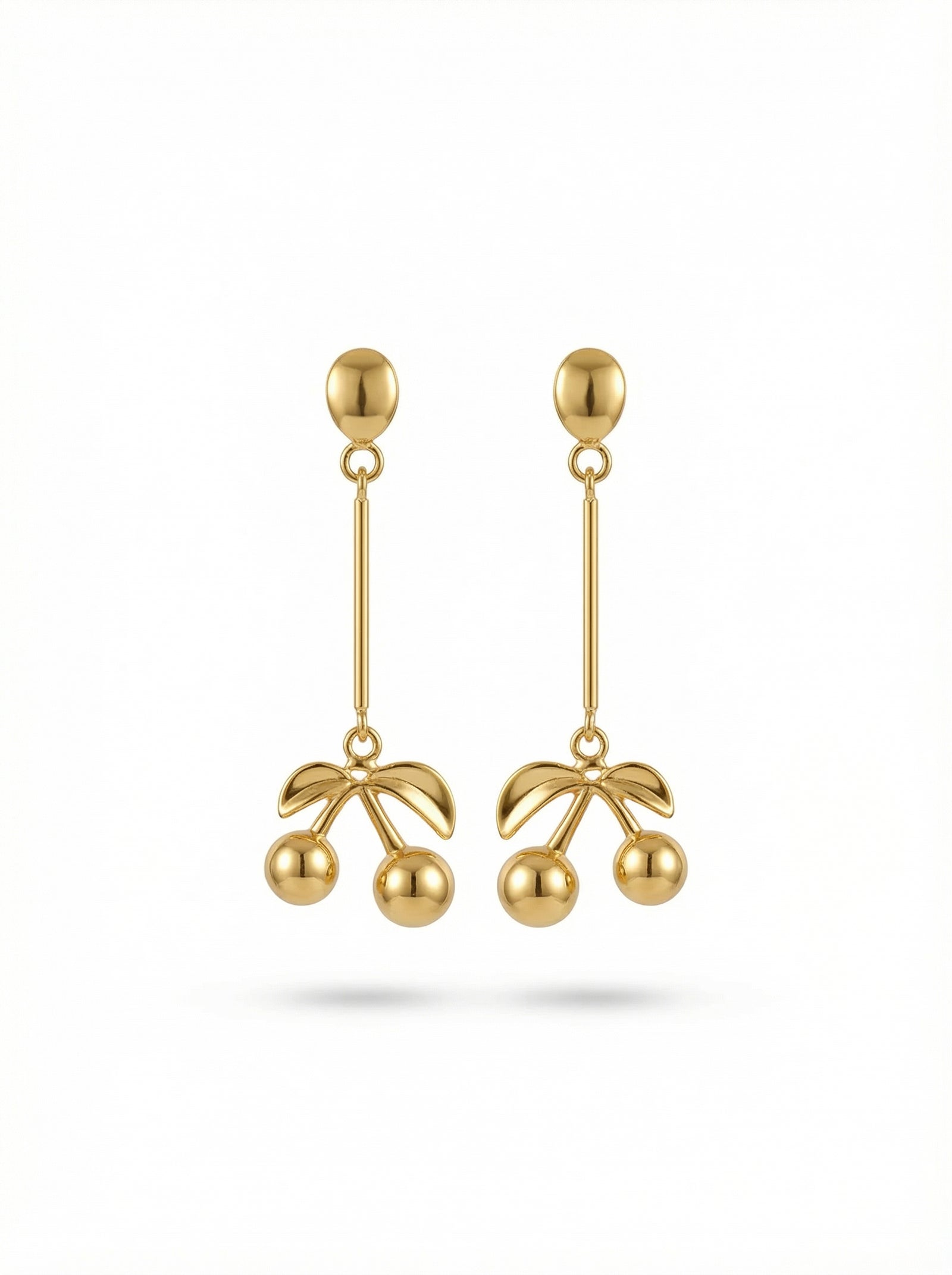 أقراط سيريزا بالكرزة | Cereza Gold Cherry Earrings