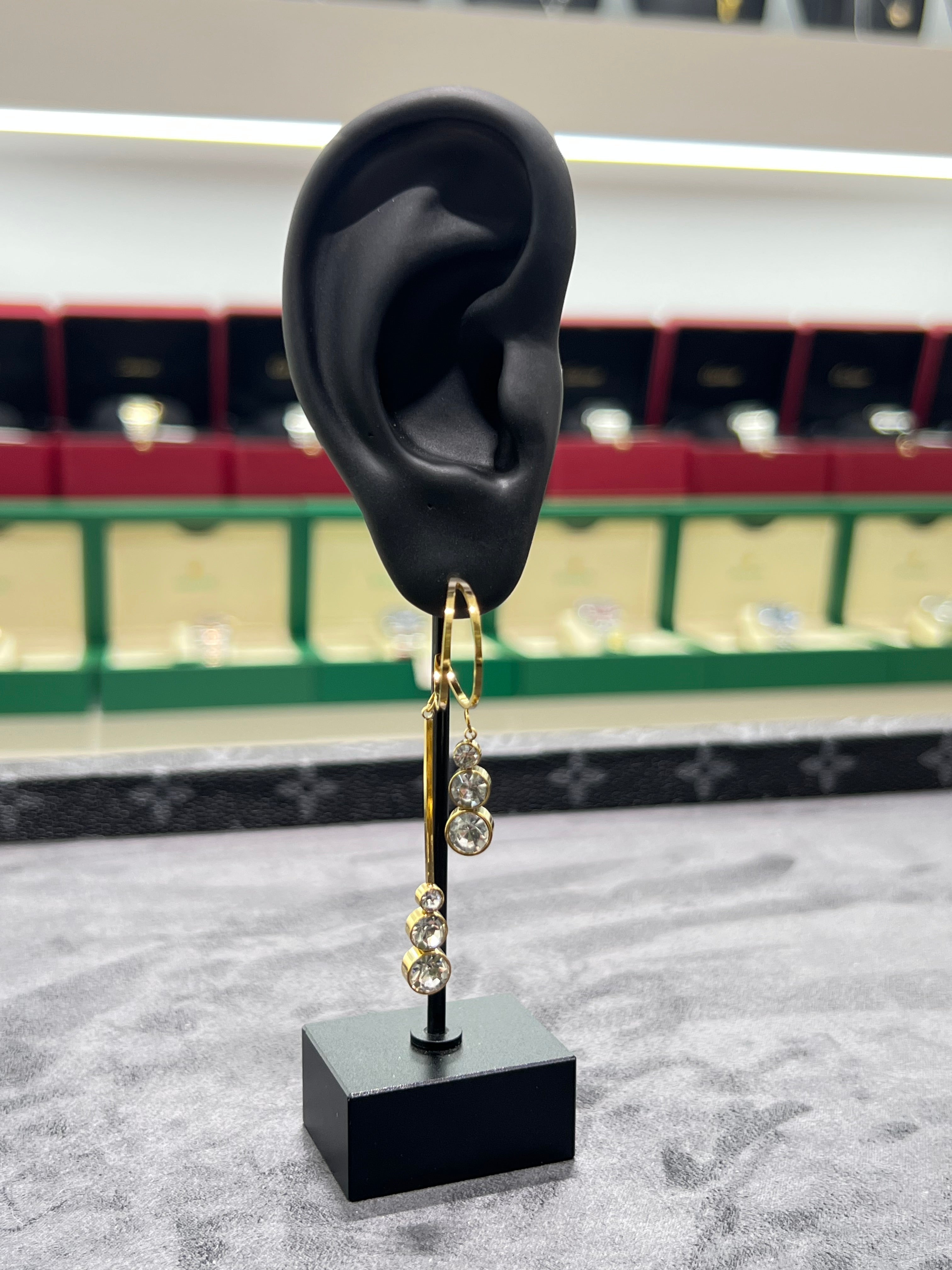 اقراط اذن الست احجار