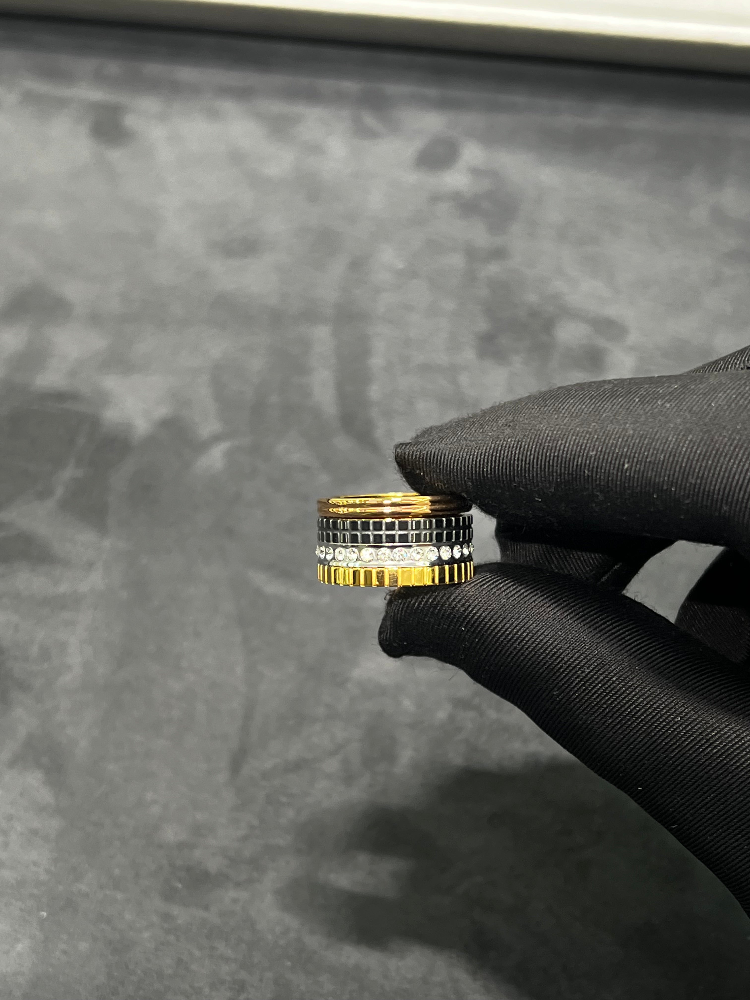 خاتم بوشرون