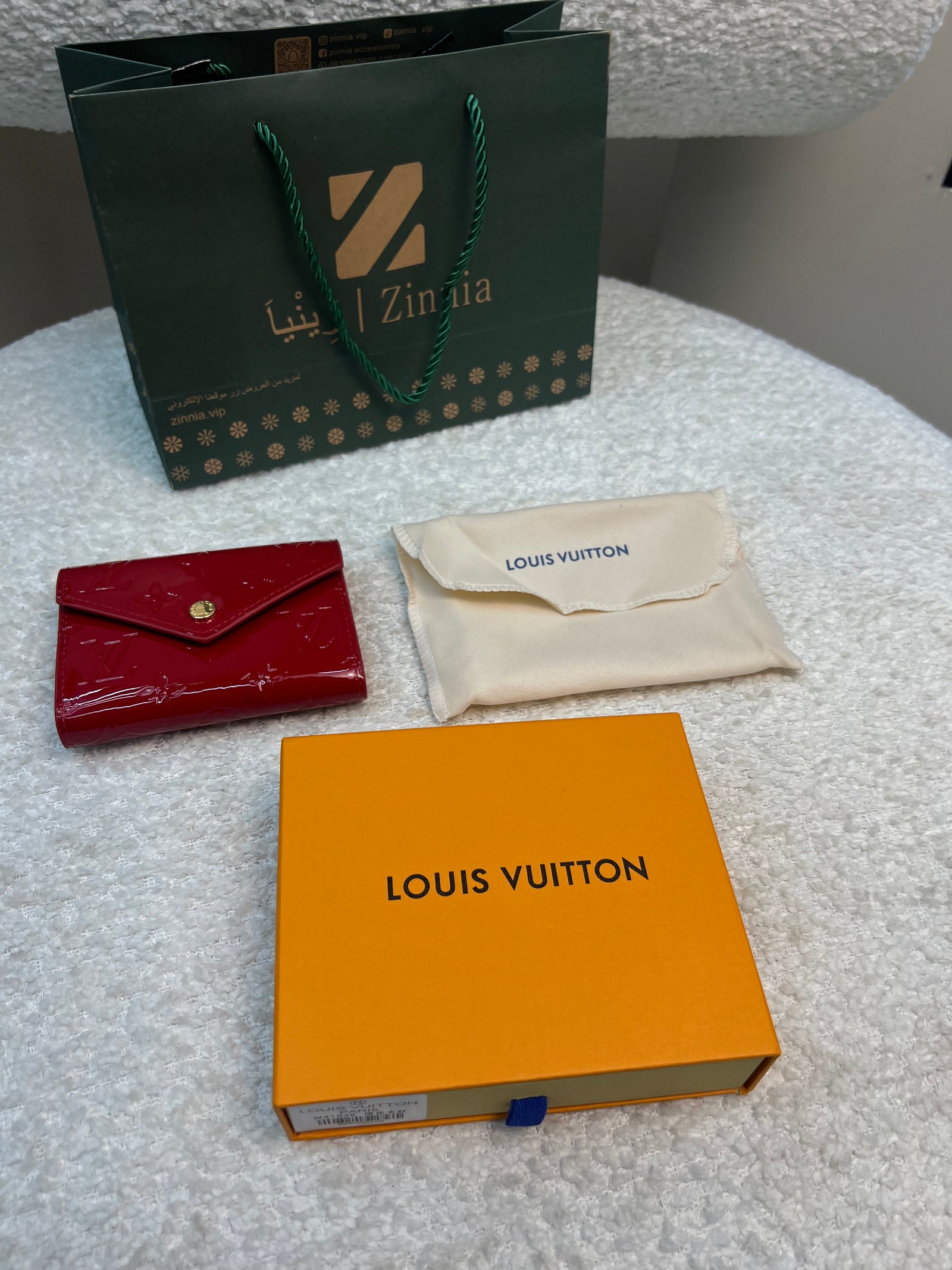 محفظة فيكتورين جلد لامع أحمر Victorine Patent Wallet Red