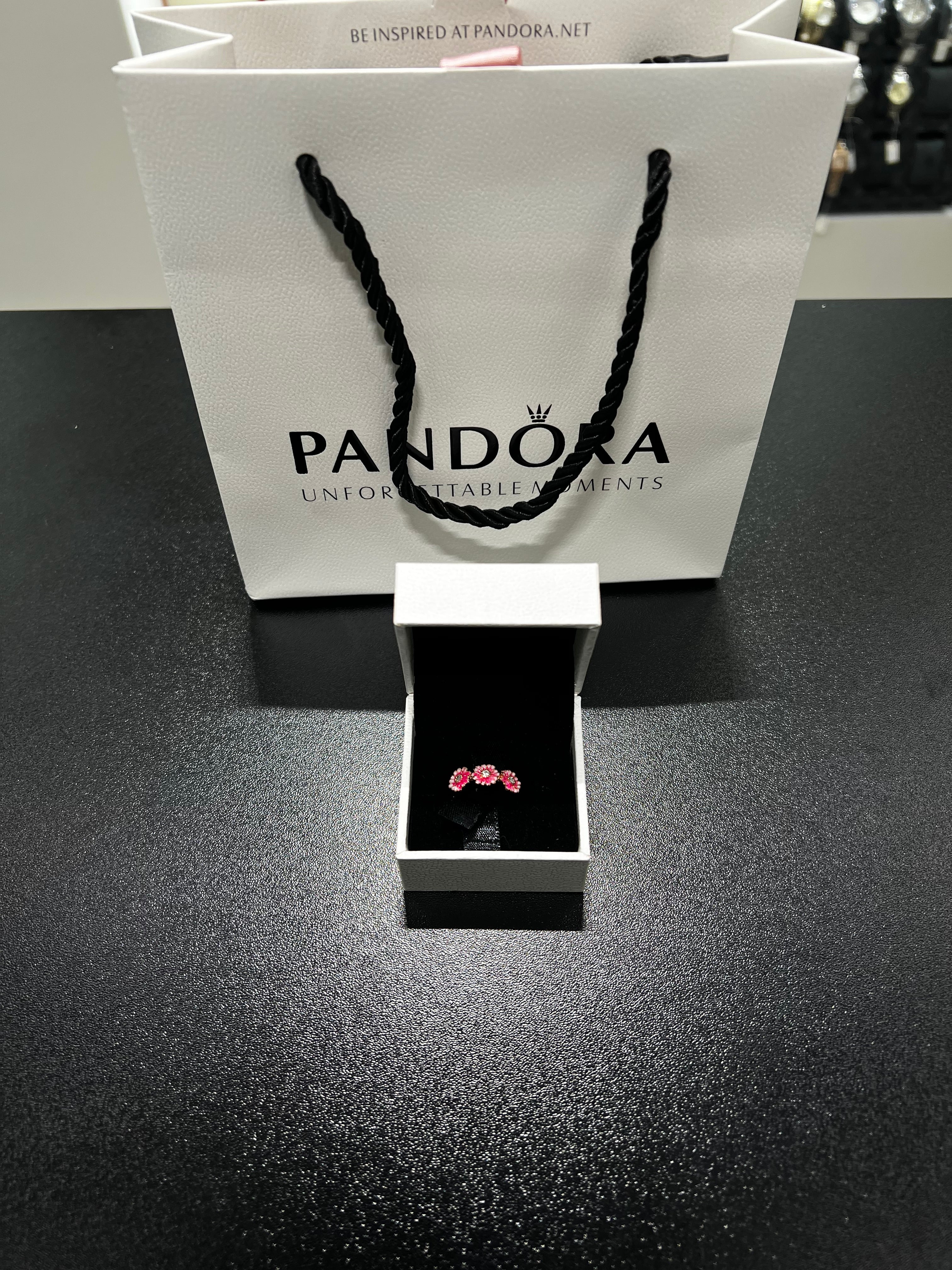 خاتم Pandōra زهور ديزي