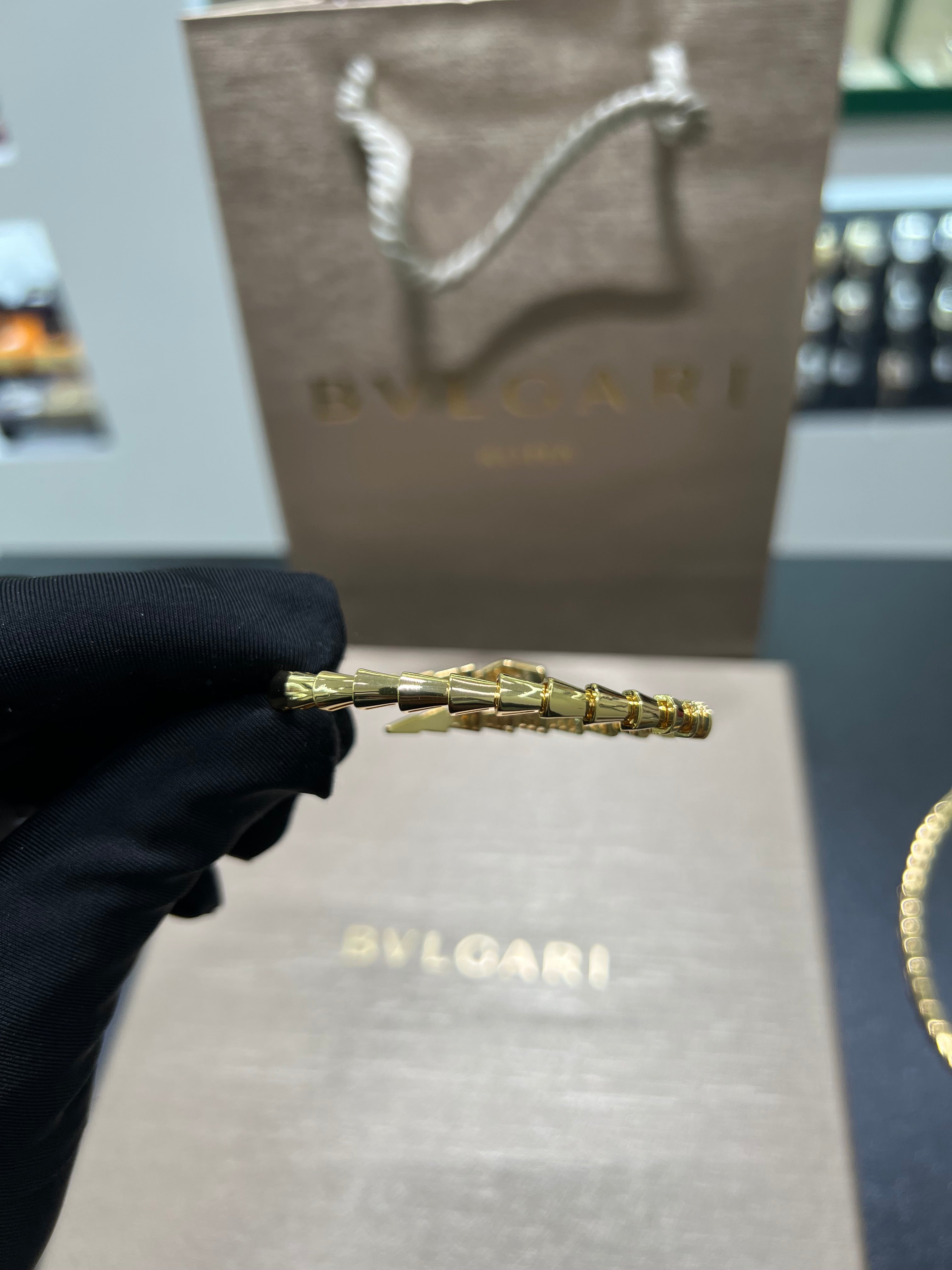 طقم بولغري