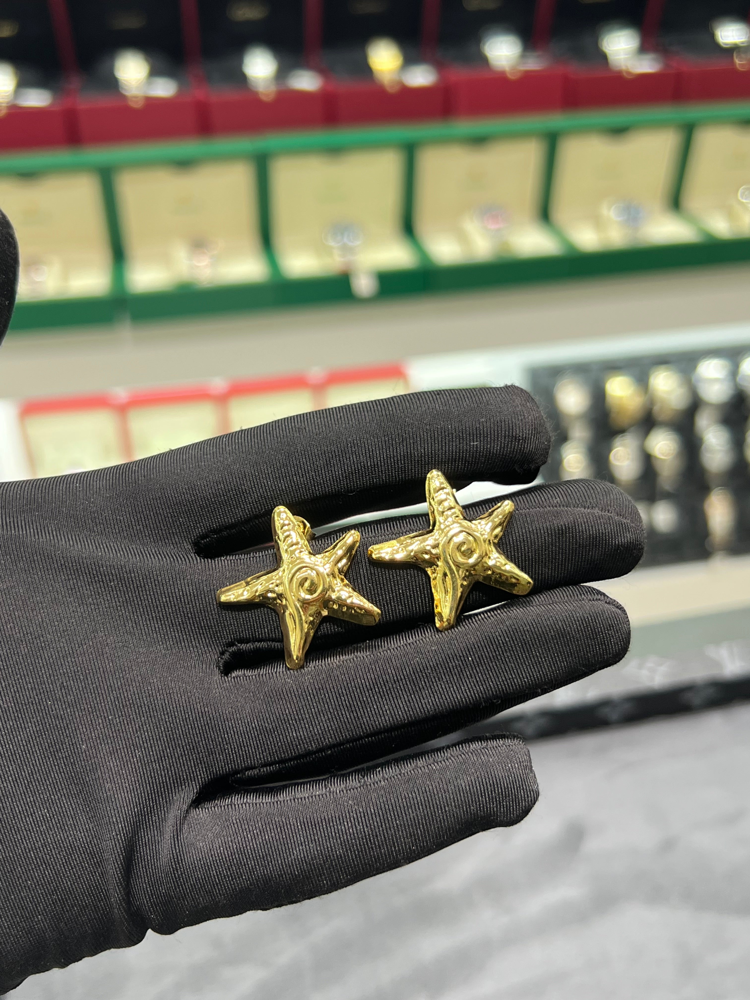 اقراط اذن النجمه