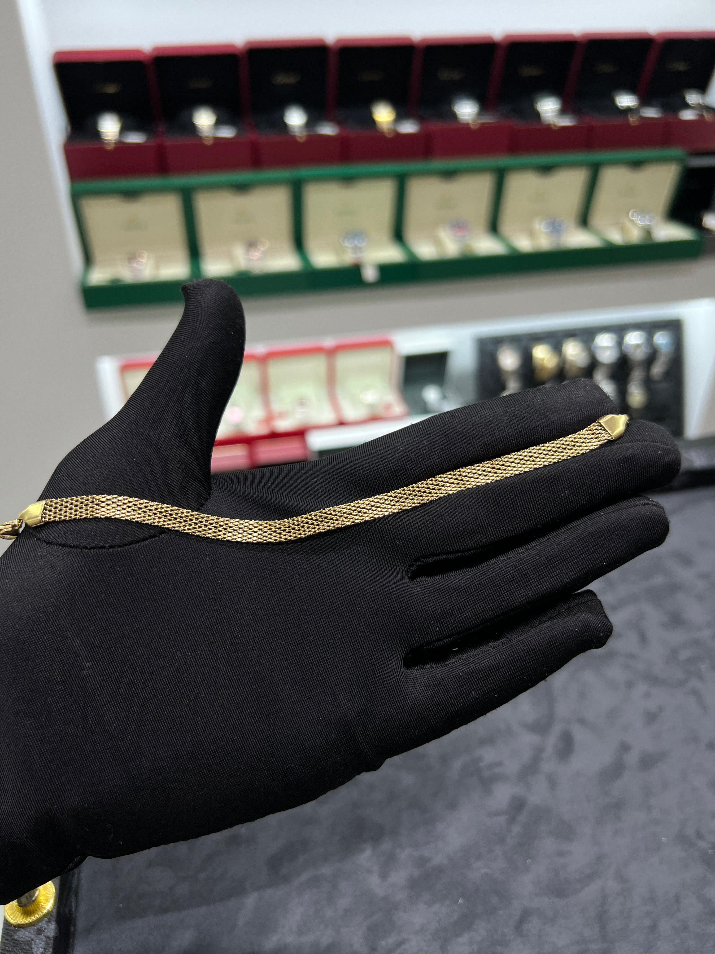 انسيال مشبك