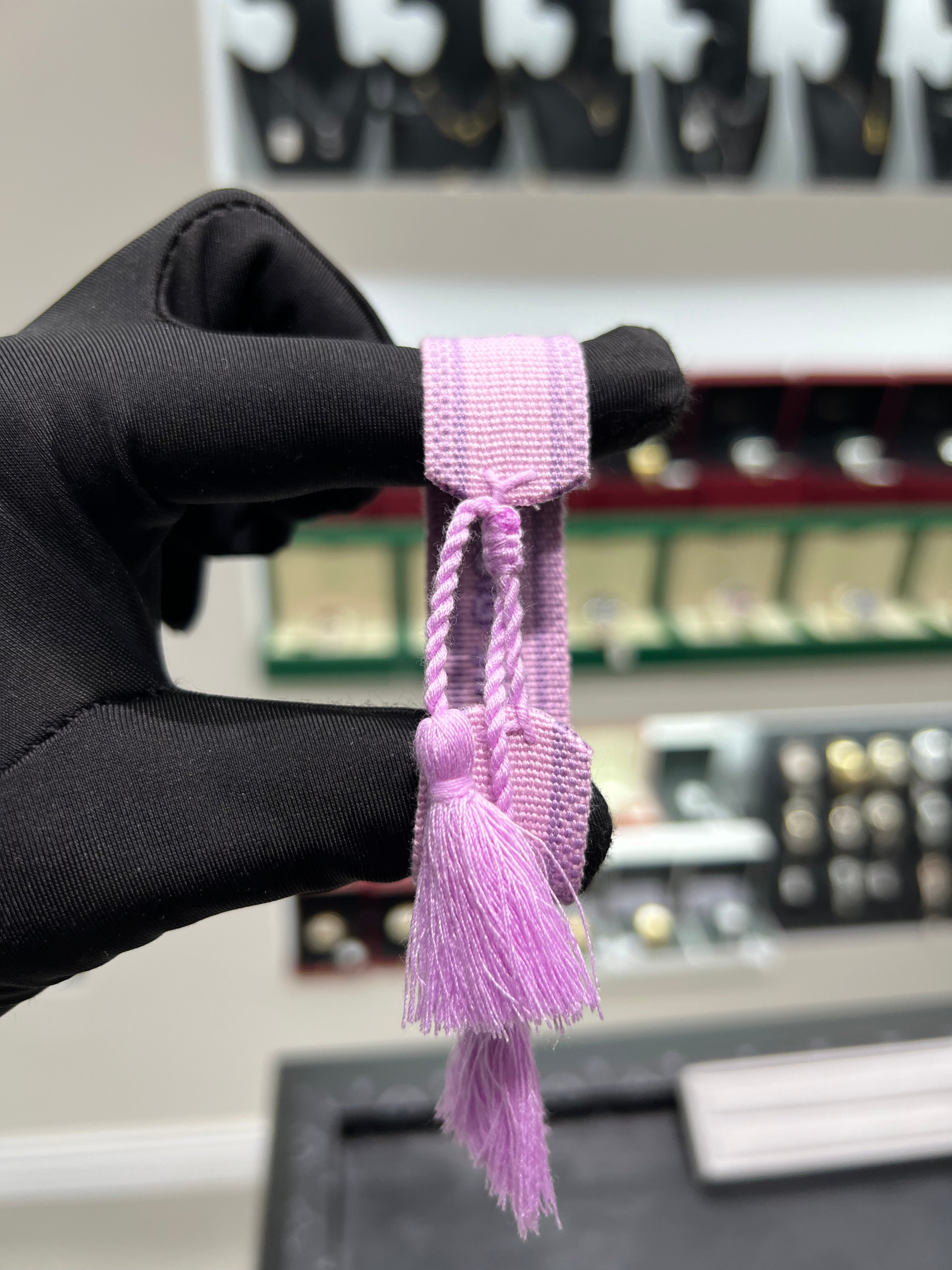 ديور قماش بنفسجي فاتح