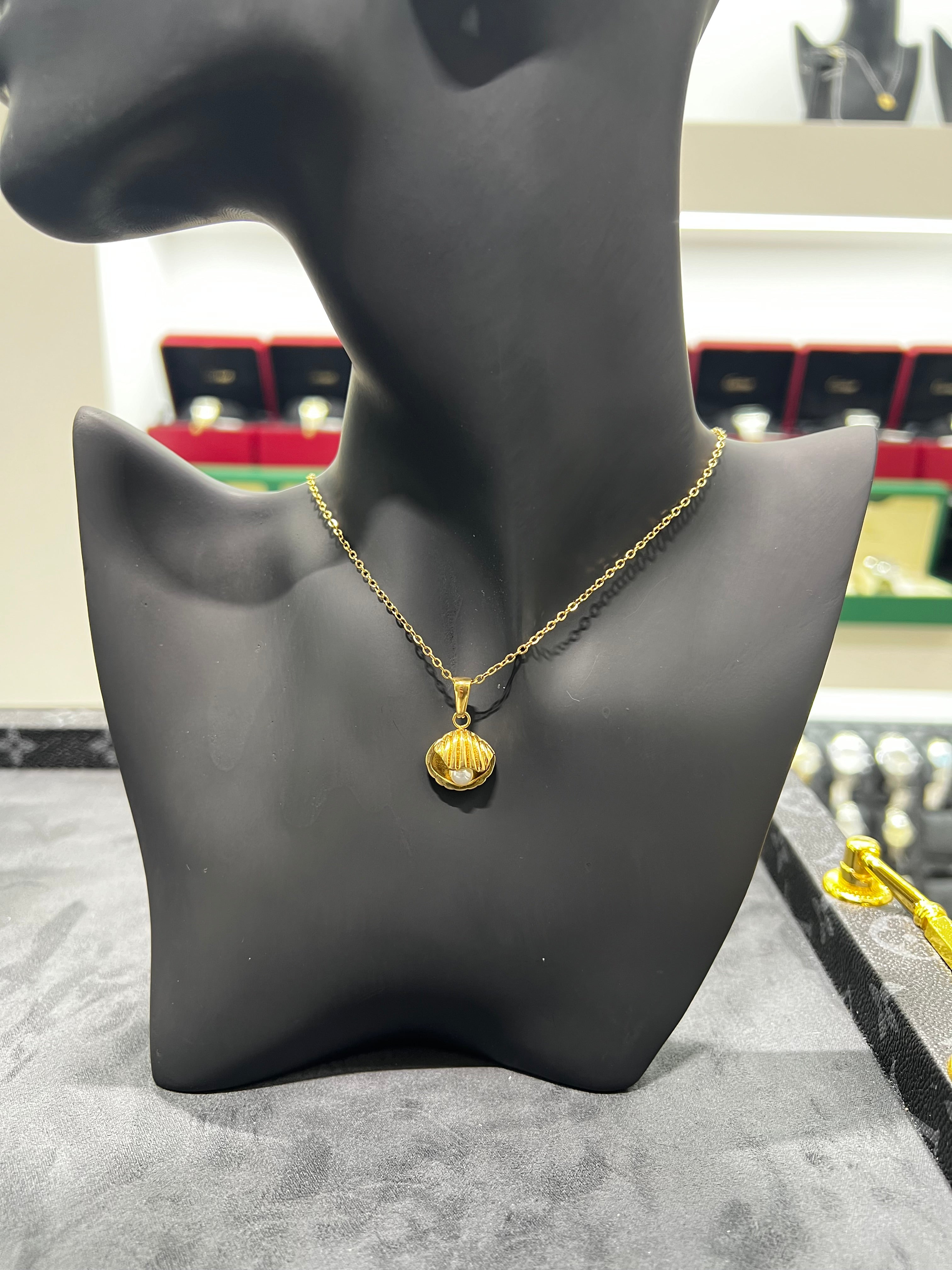 سلسال الصدفه لؤلؤ