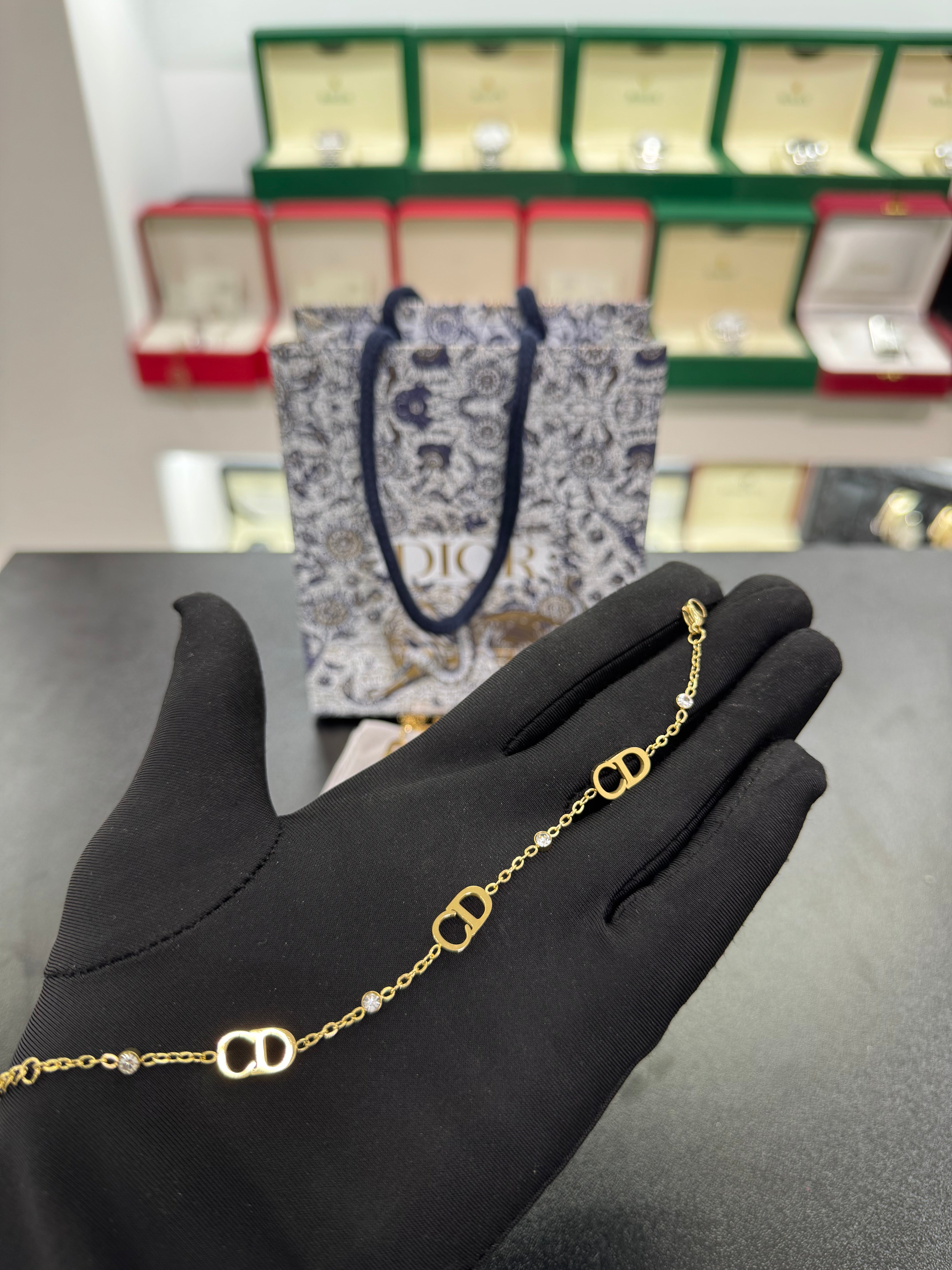 طقم ديور التلاثي