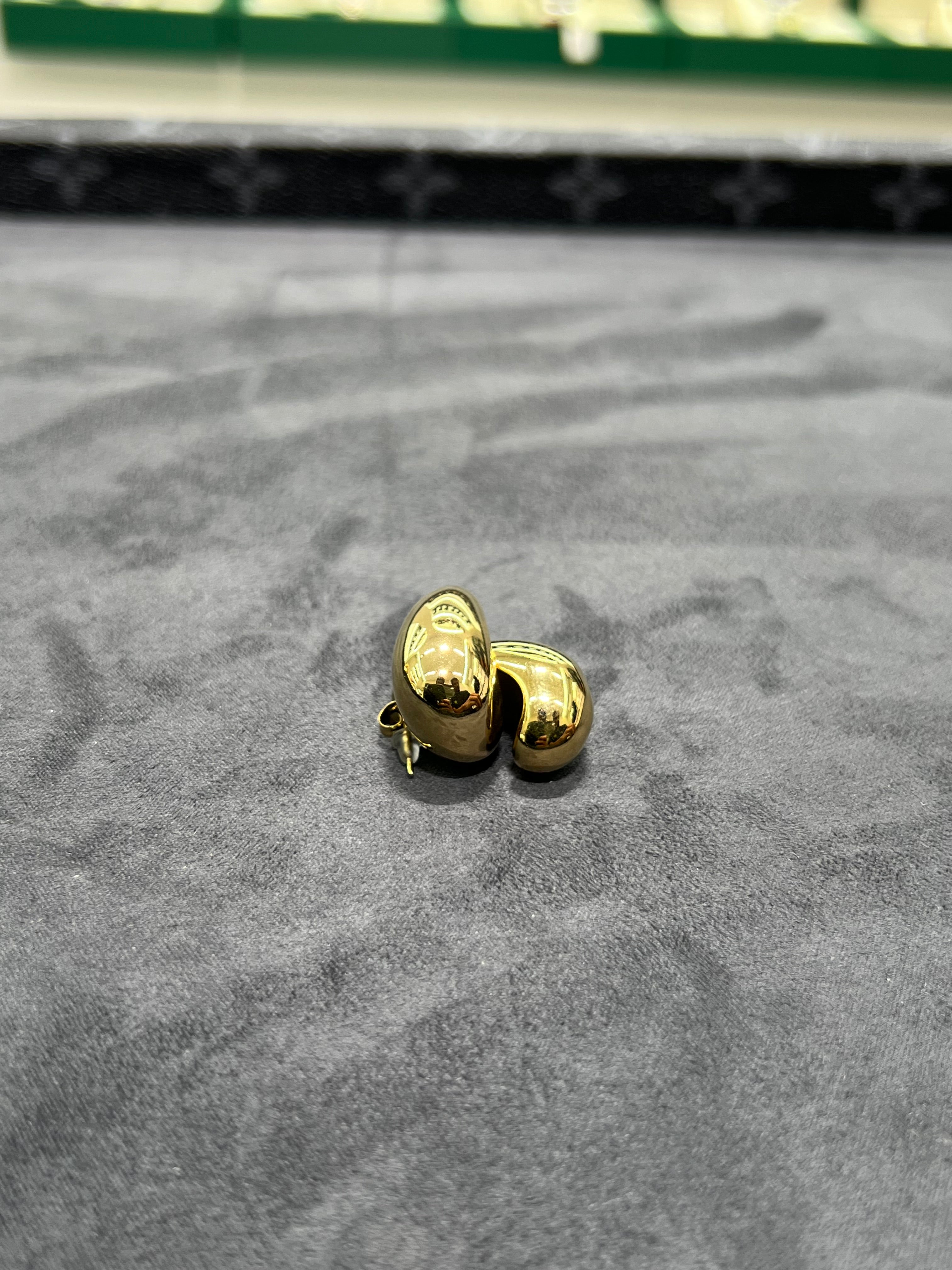 أقراط دمعه كبير