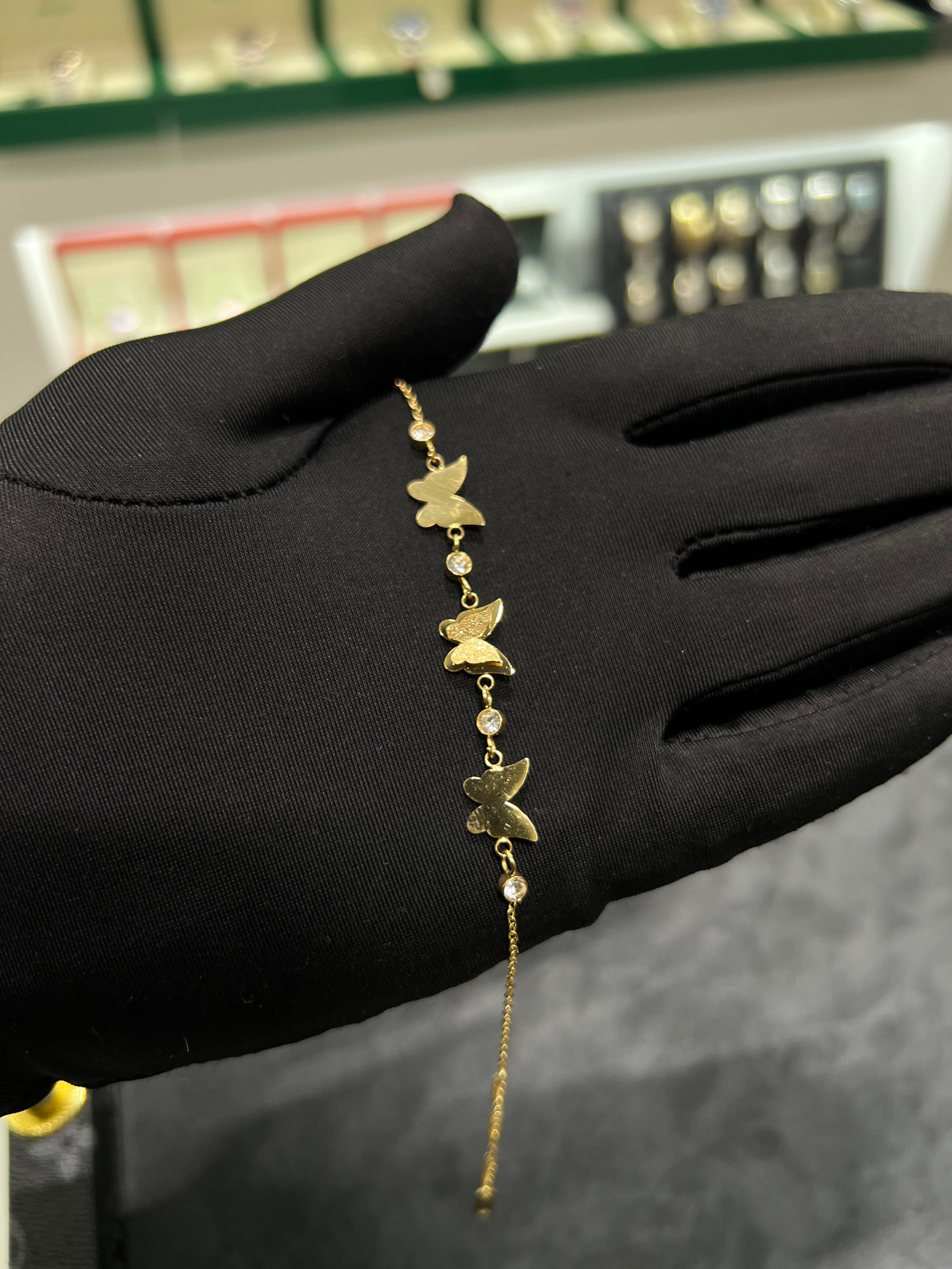 انسيال الفراشه الثلاثيه