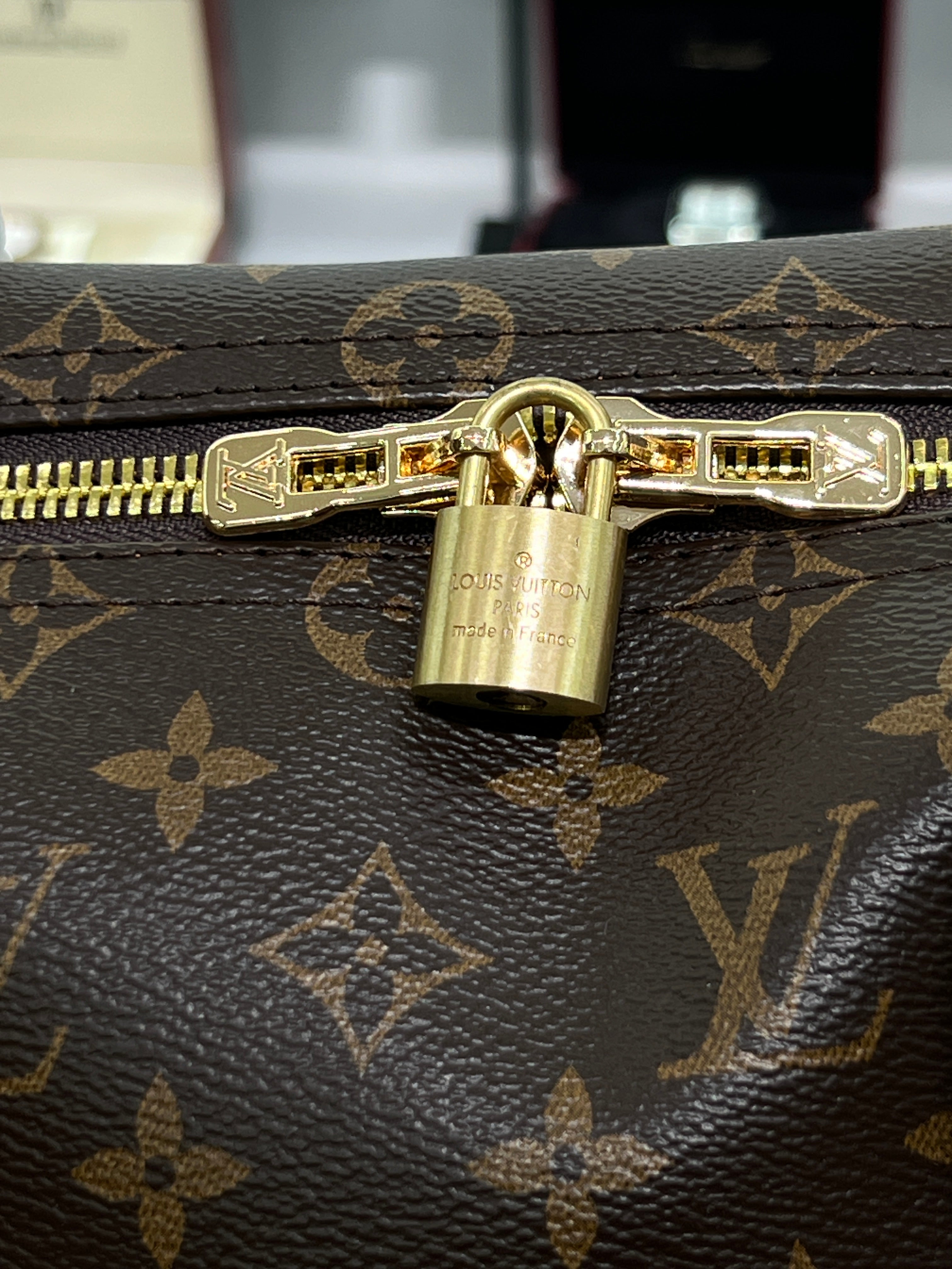 Keepall Bandoulière 55 – Monogram Canvas