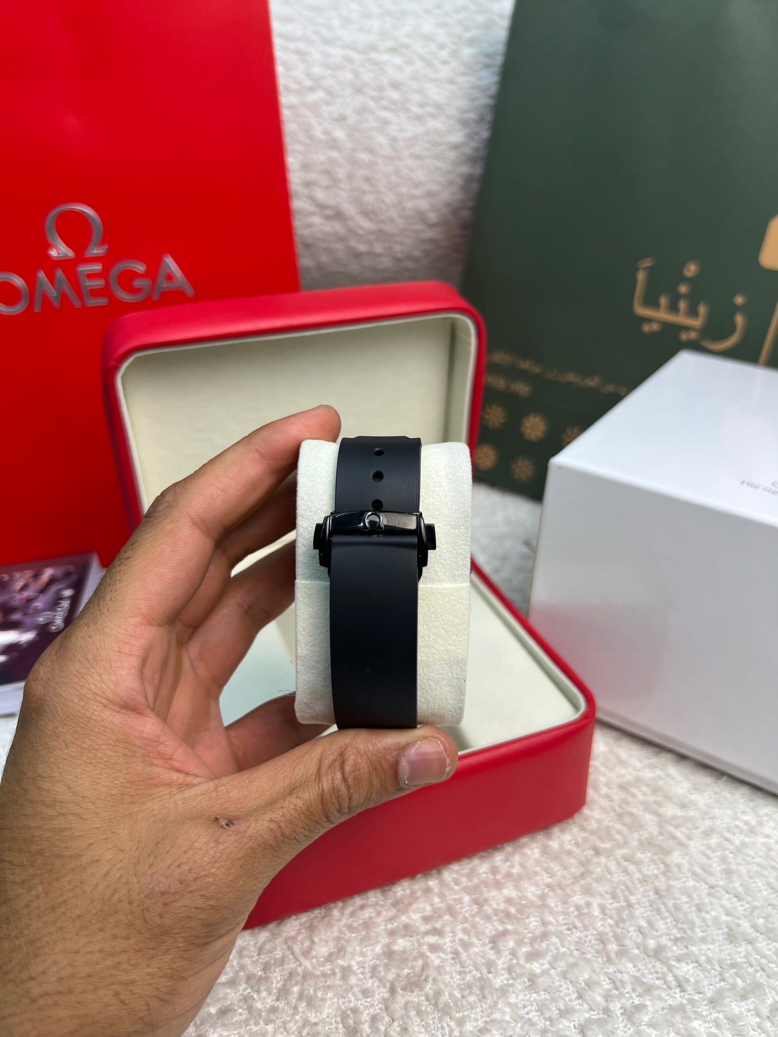 سبيدماستر واجهة القمر سيراميك أسود 44.25 مم Speedmaster Moonphase Black Ceramic