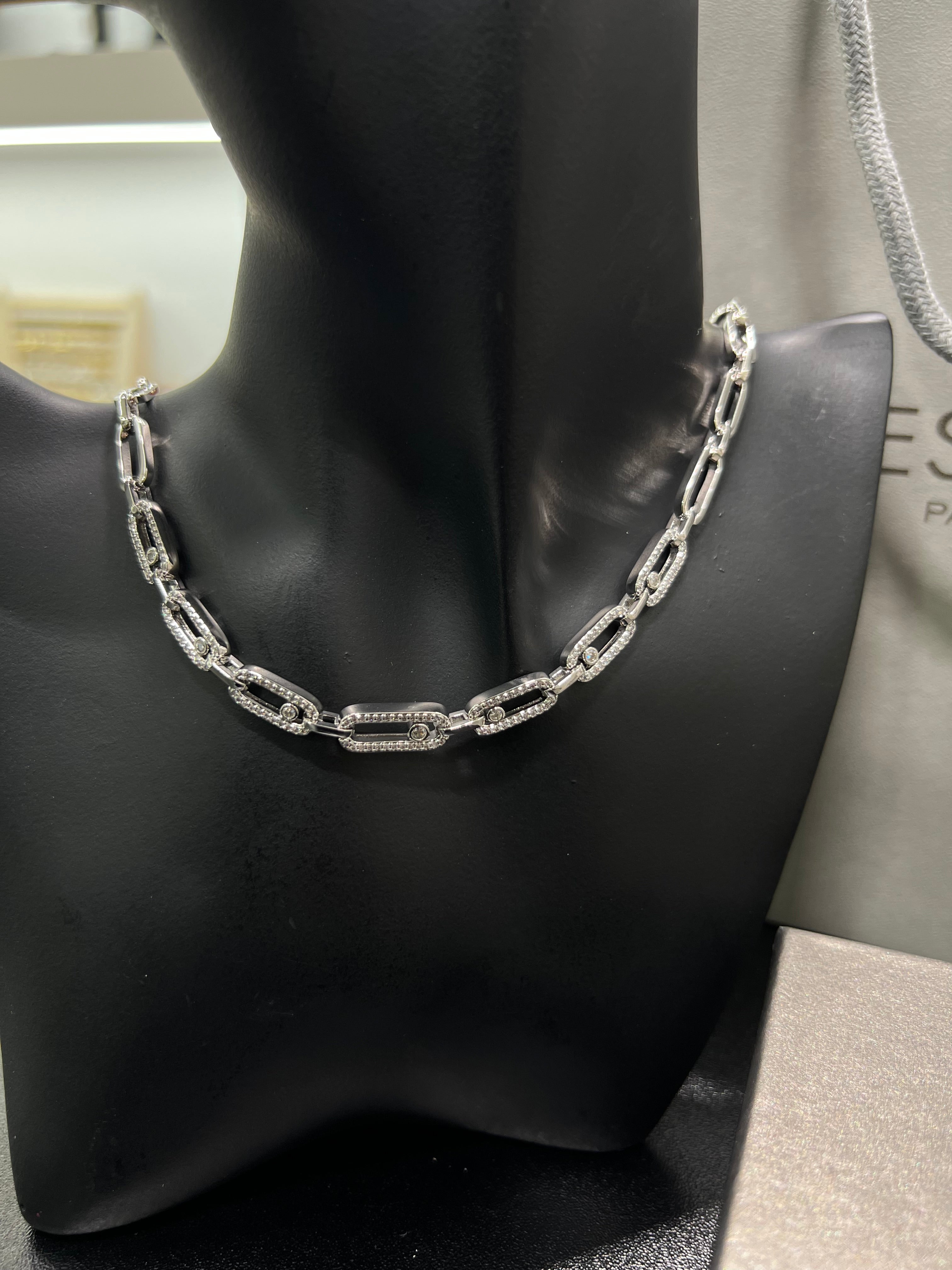 MOVE LINK PAVÉ طوق ميسيكا