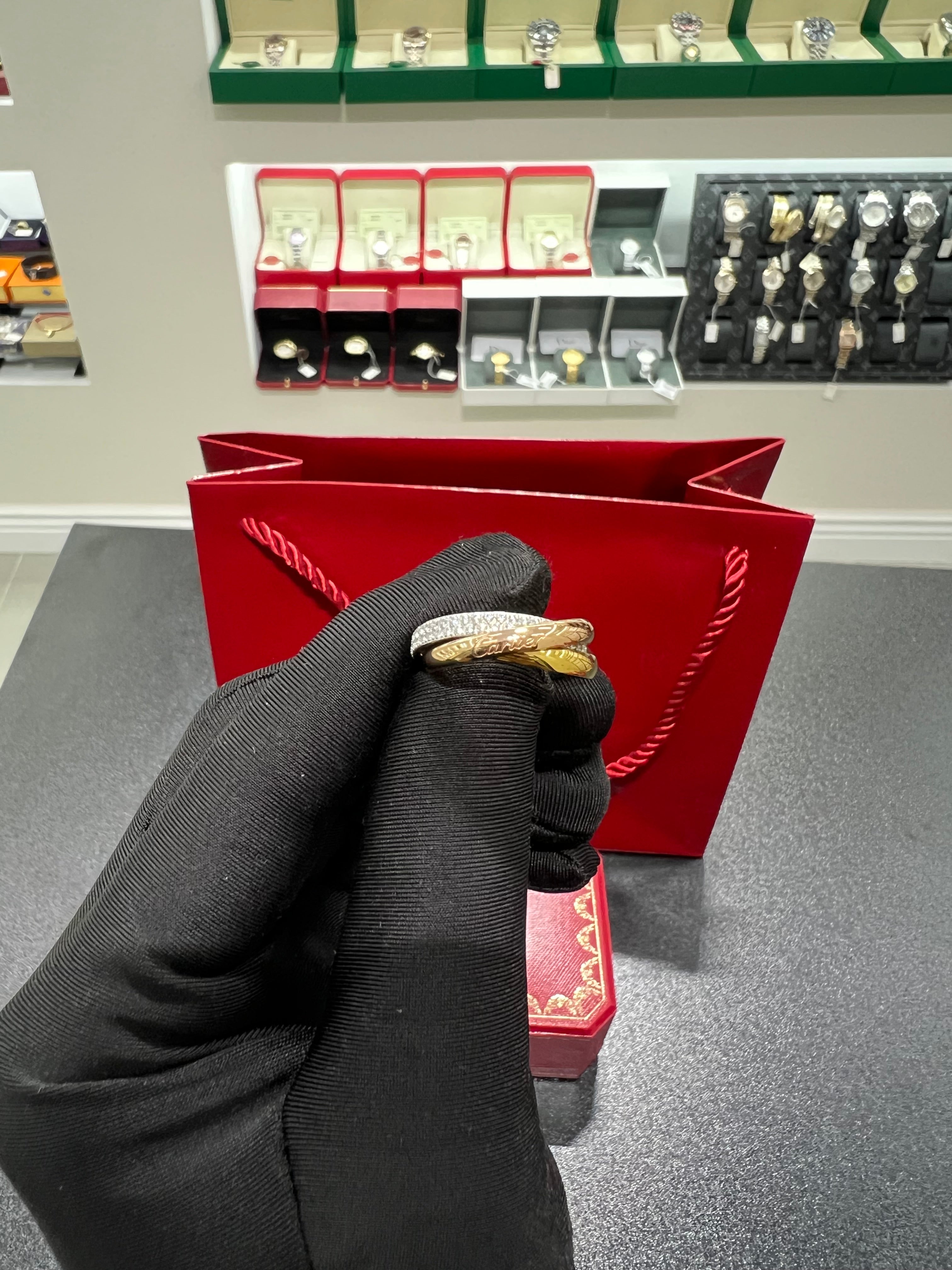 خاتم Cartiėr ترينيتي مرصع