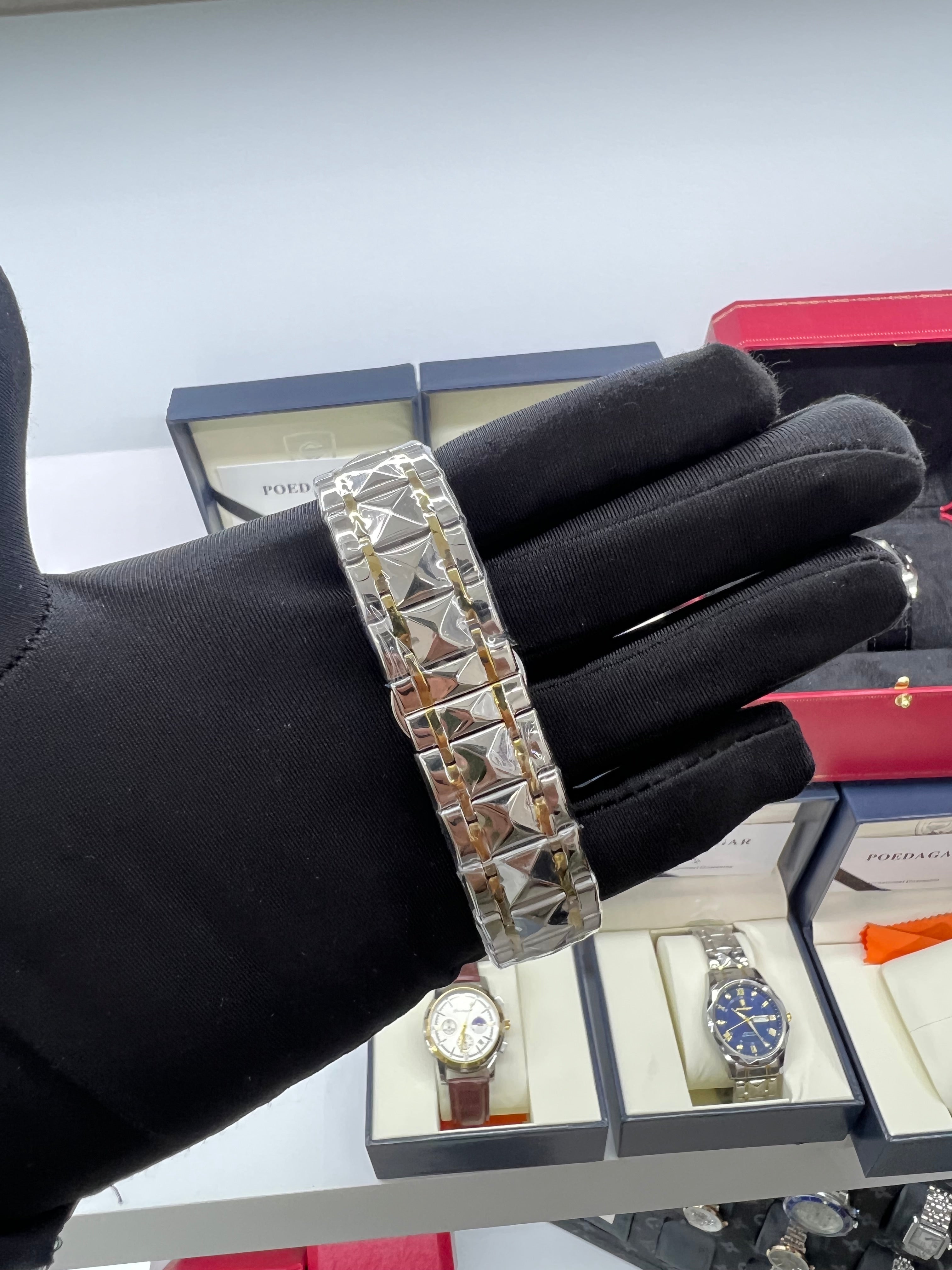 POÈDAGAR لون اسود