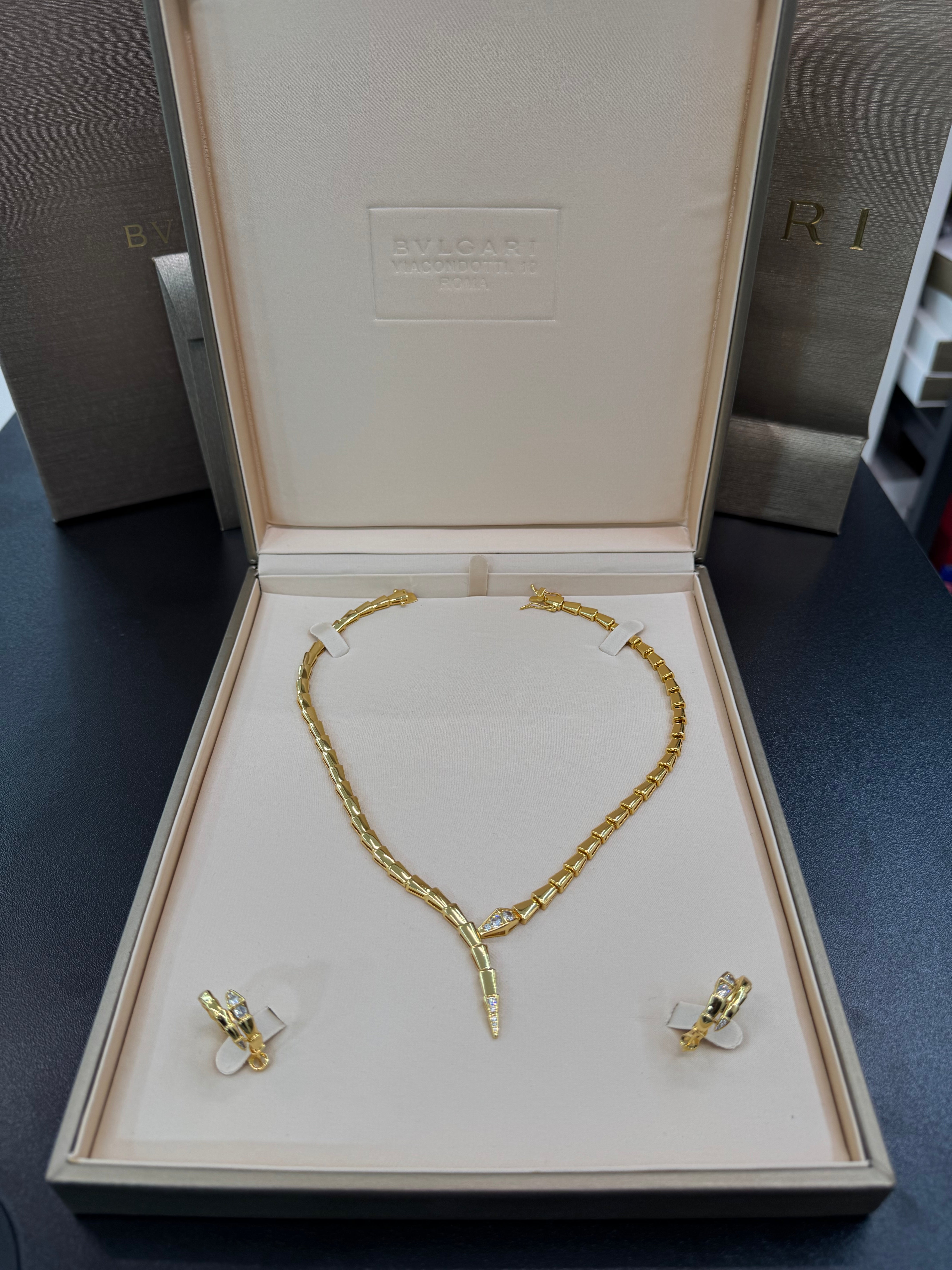 Serpenti Style Gold Necklace Set