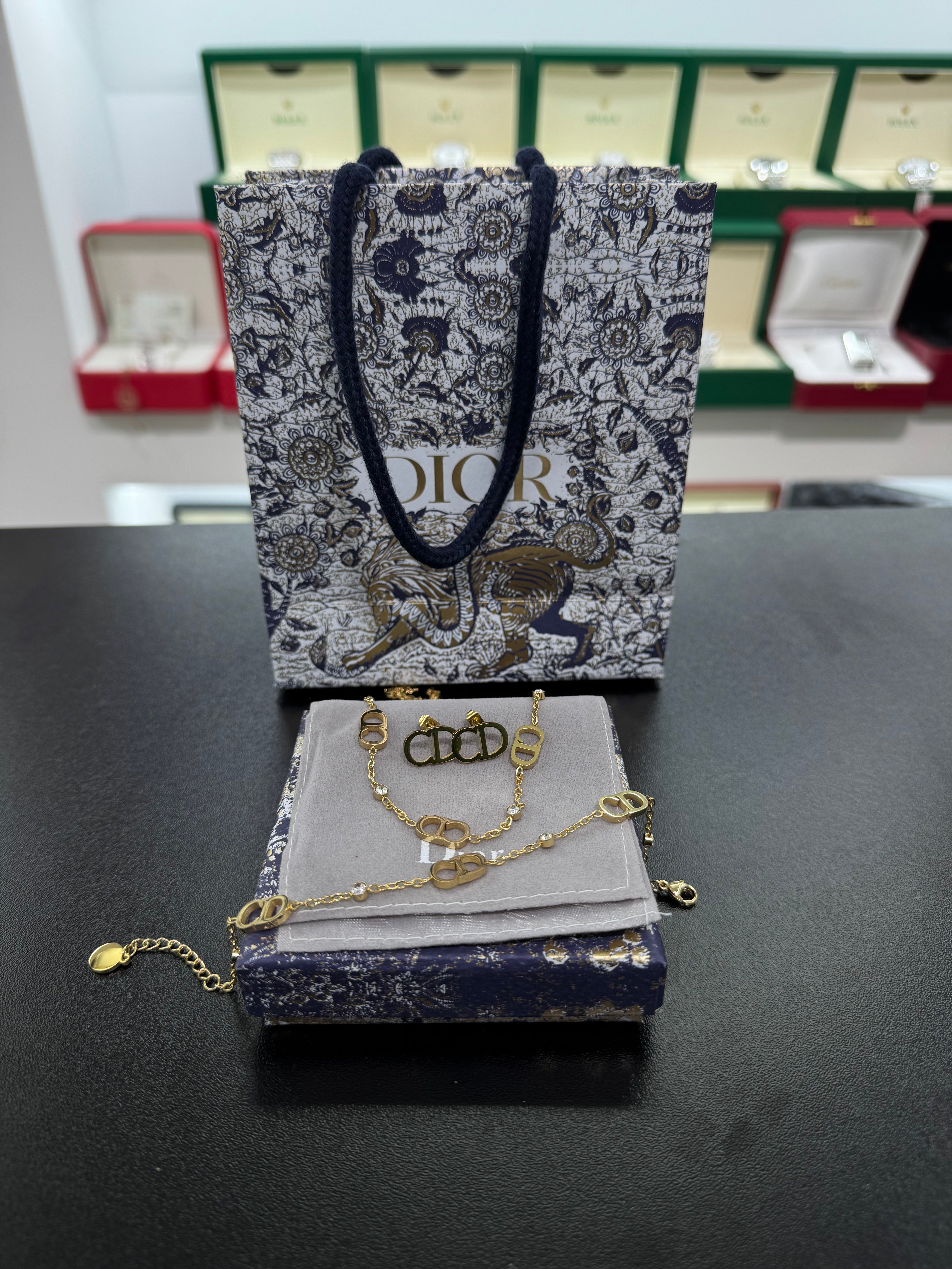 طقم ديور التلاثي