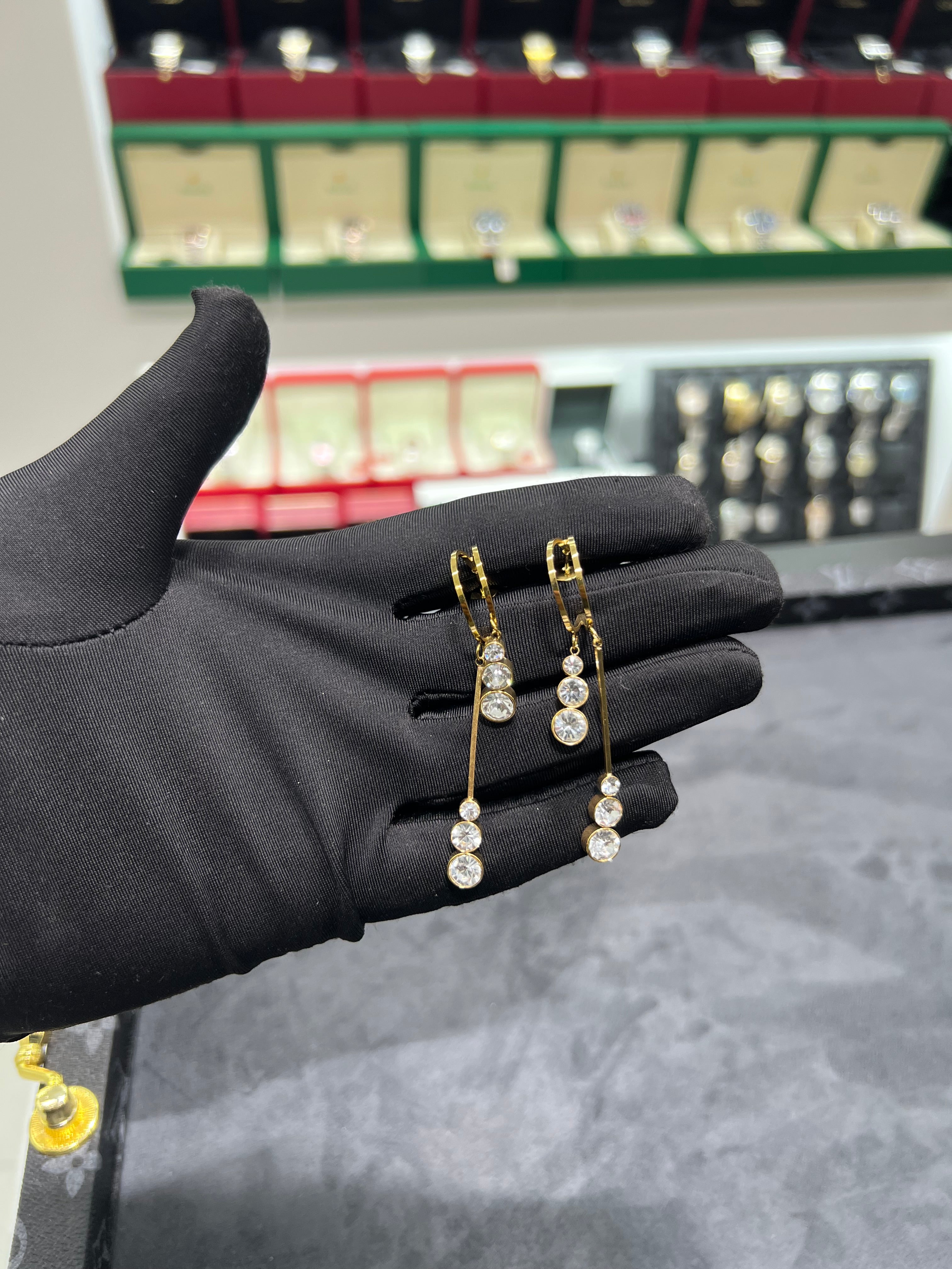 اقراط اذن الست احجار