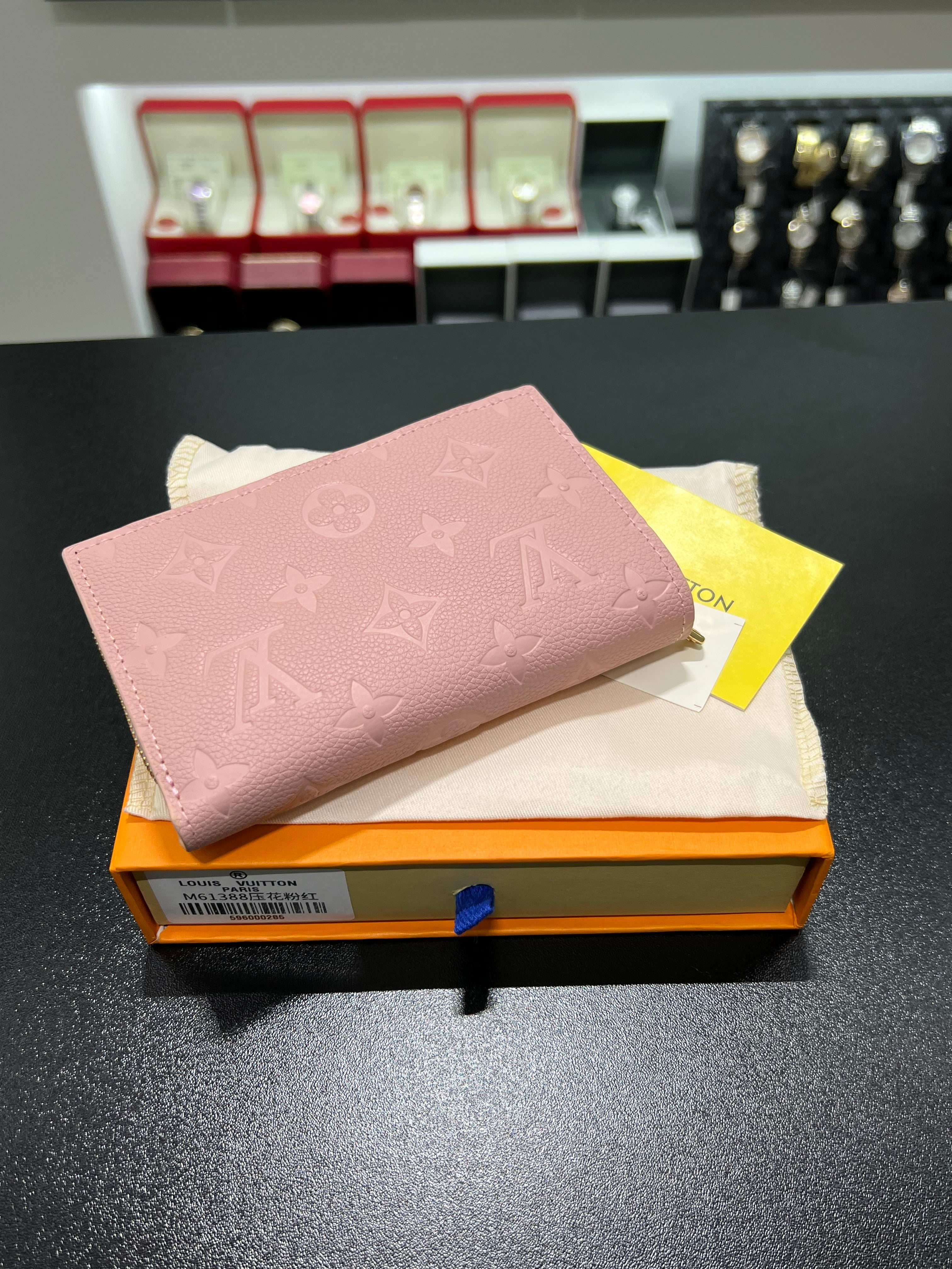 Monogram Empreinte big size pink