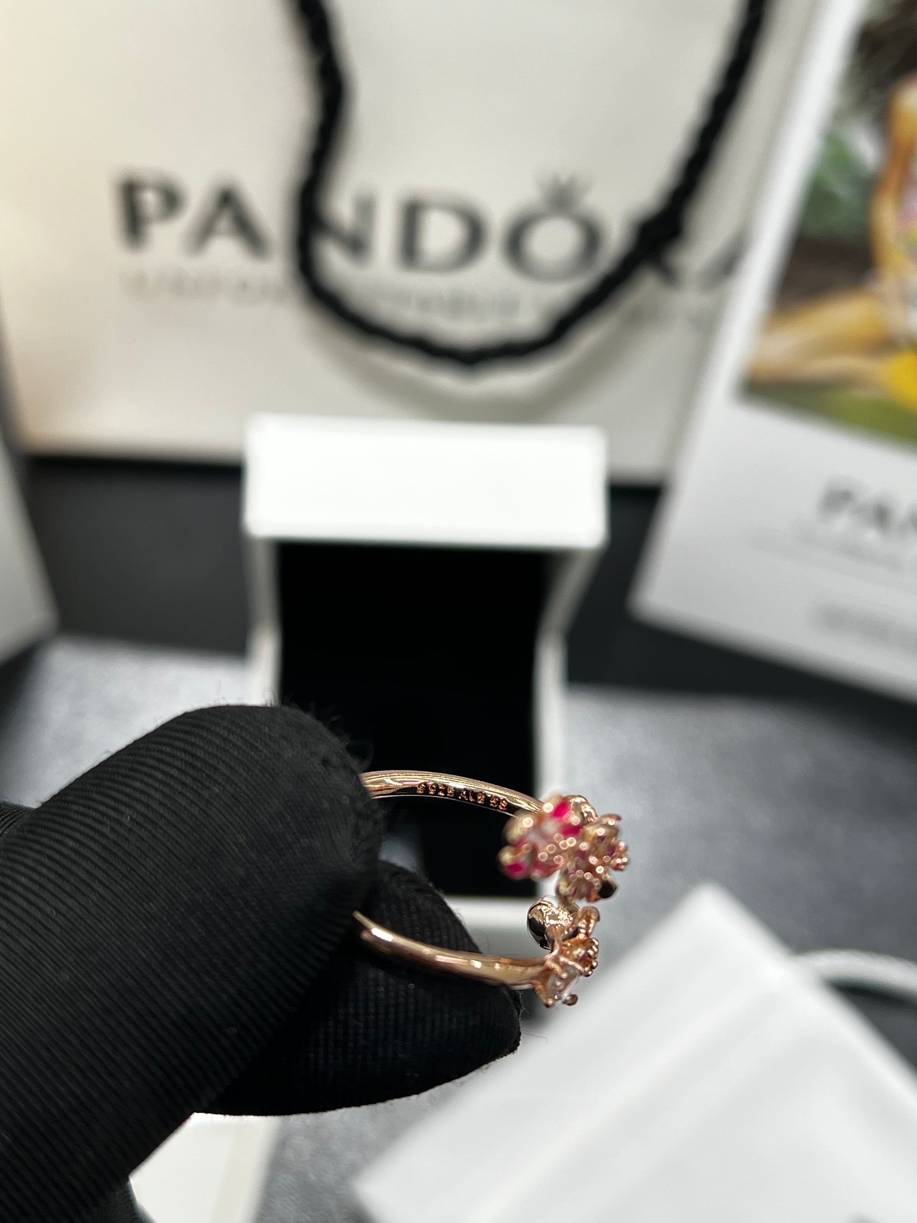 خاتم Pandōra روز قولد