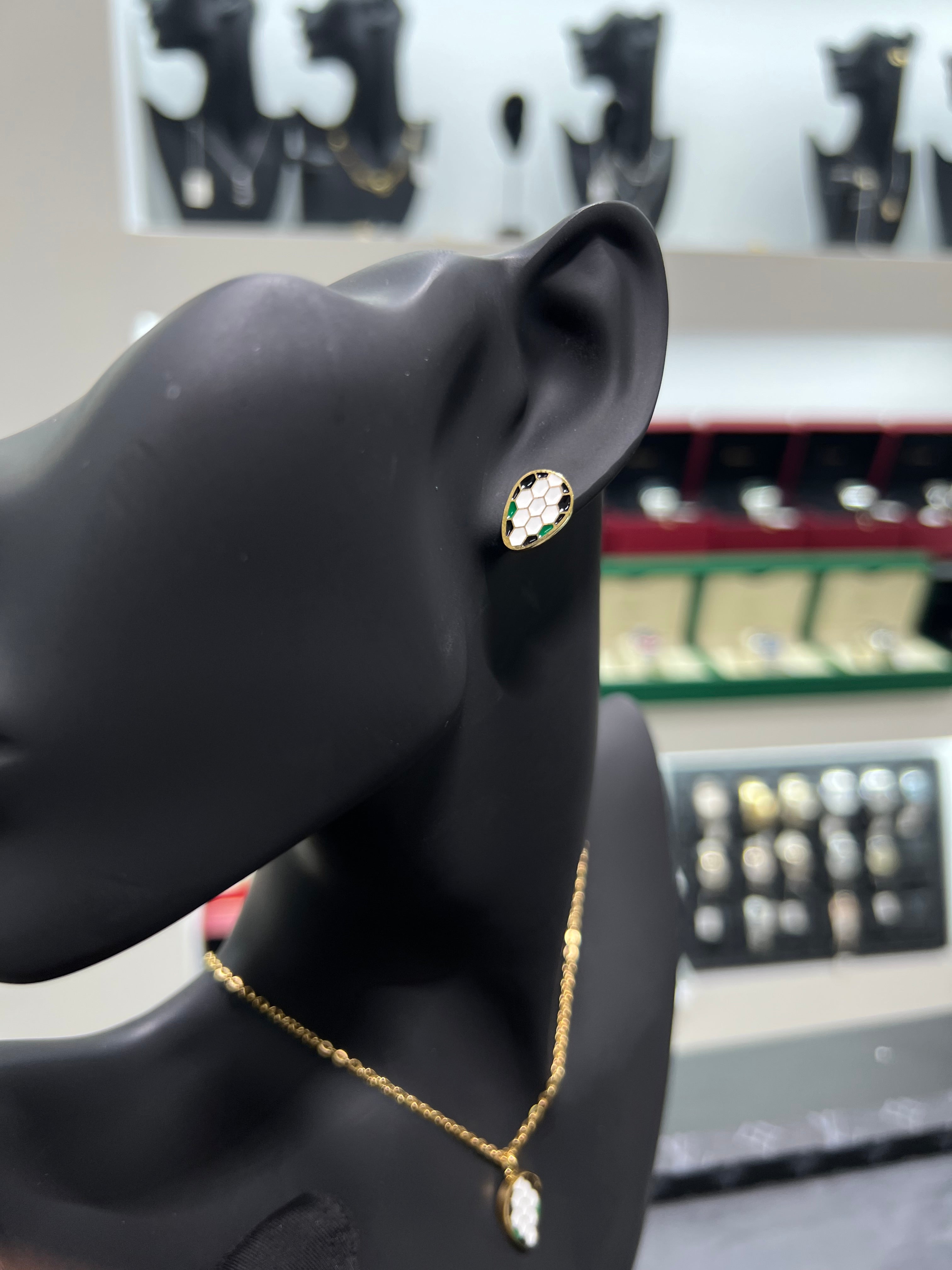 طقم بولغري قطعتين شعار الافعى الصغير