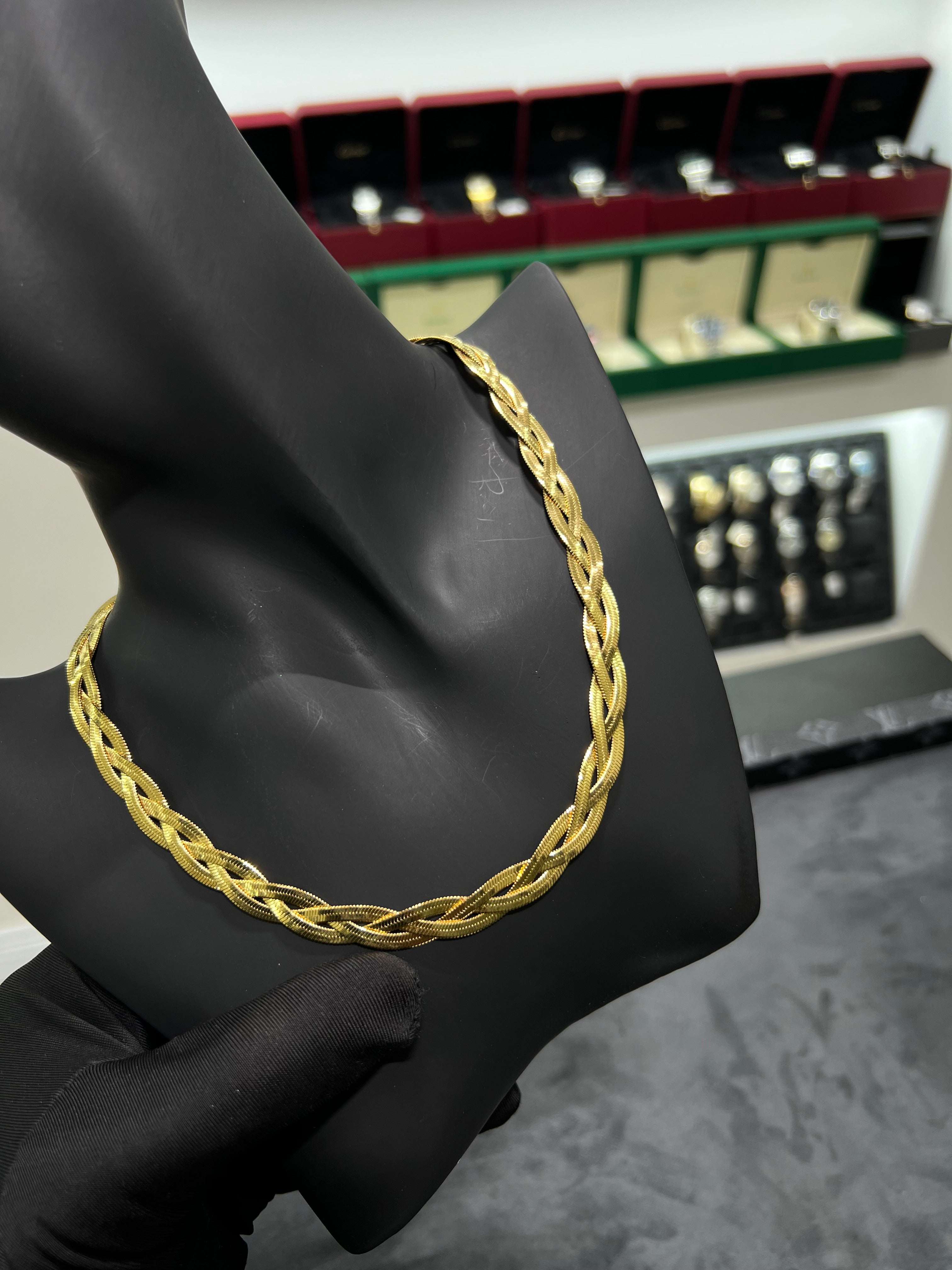 طقم ظهر الافعى مظفور كبير