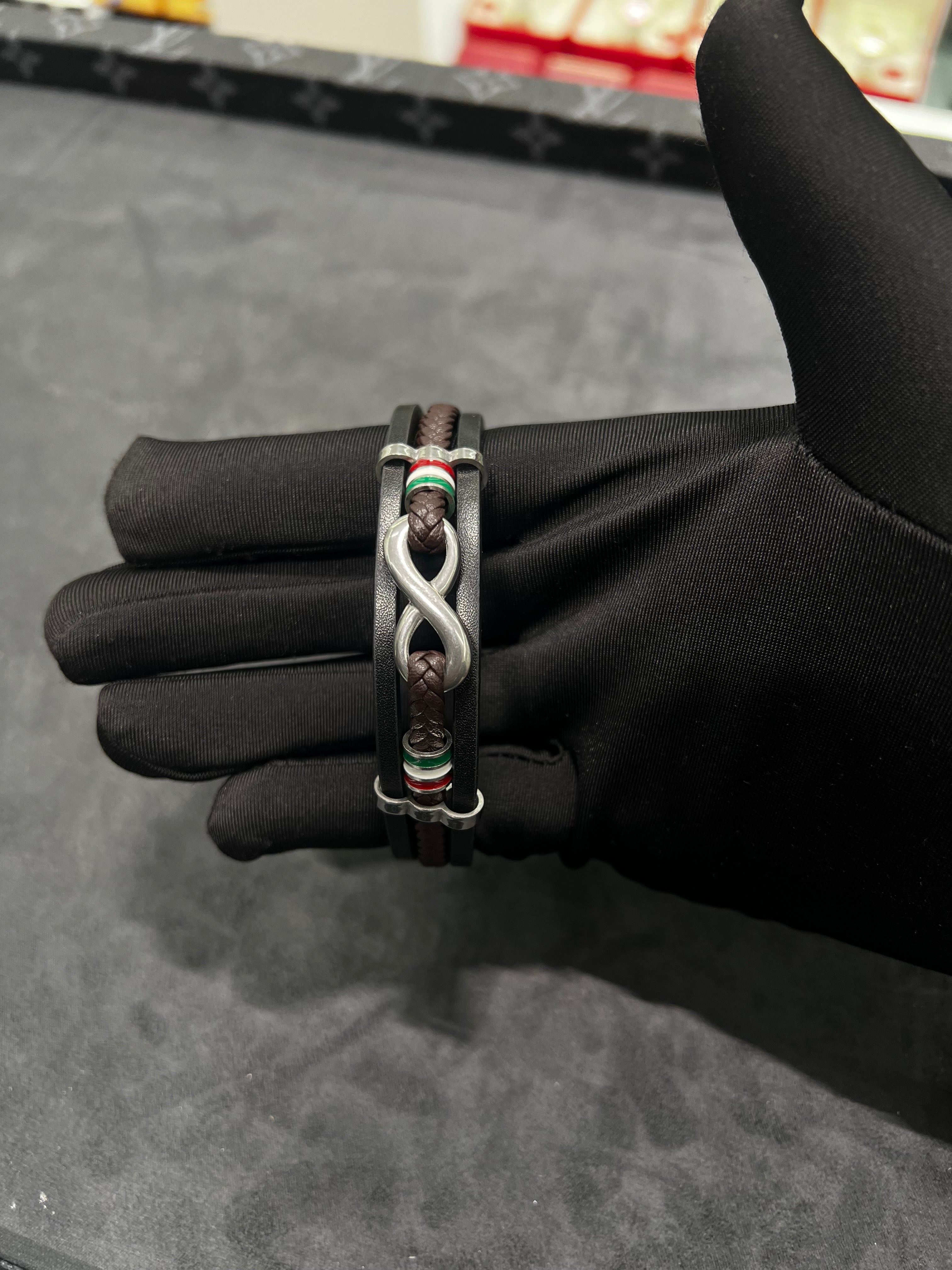 سوار جلّد إنفينيتي فضي