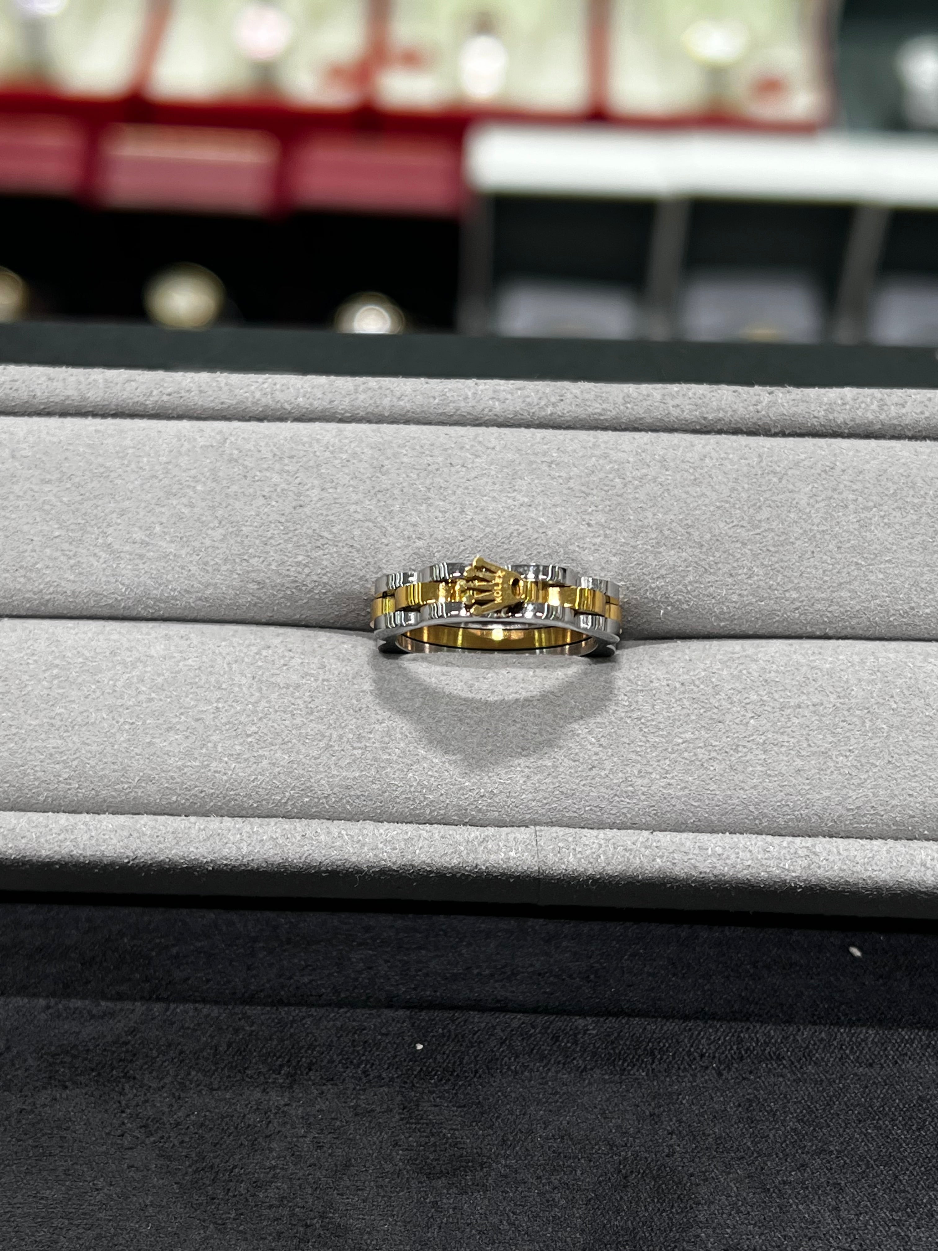 خاتم رولكس رفيع ذهبي بالفضي