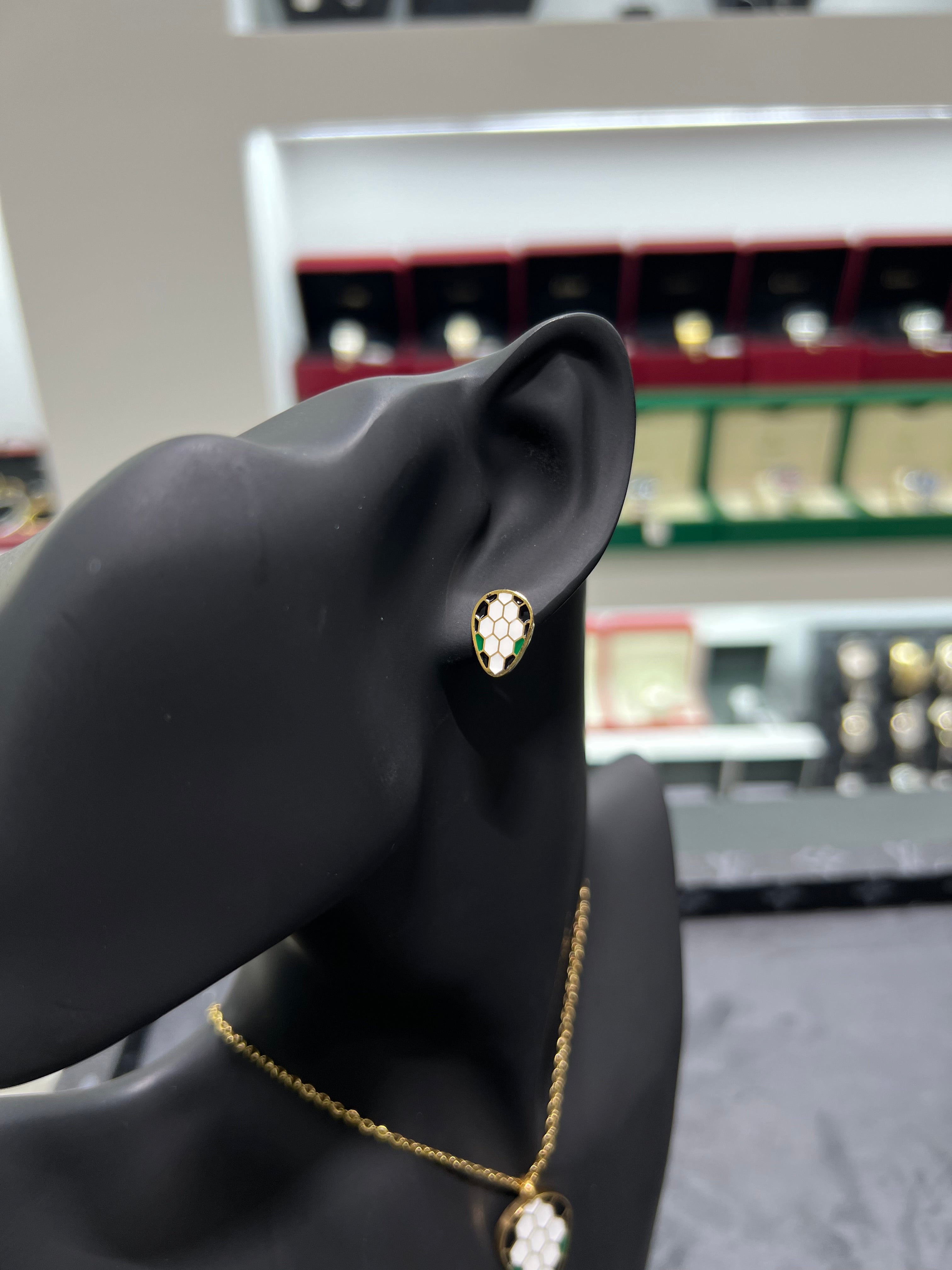 طقم بولغري قطعتين شعار الافعى الكبير