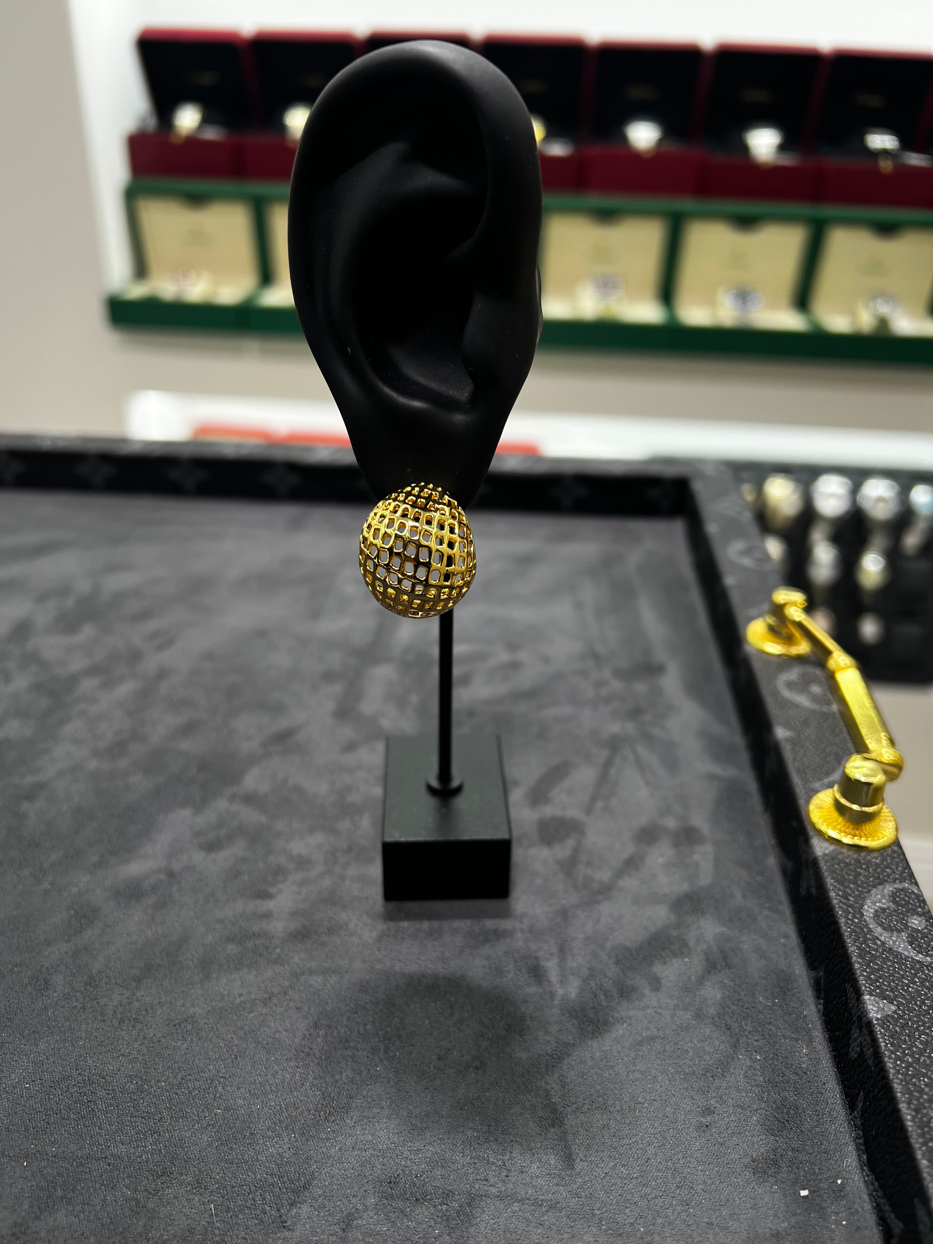 أقراط أذن المشبك المجوف