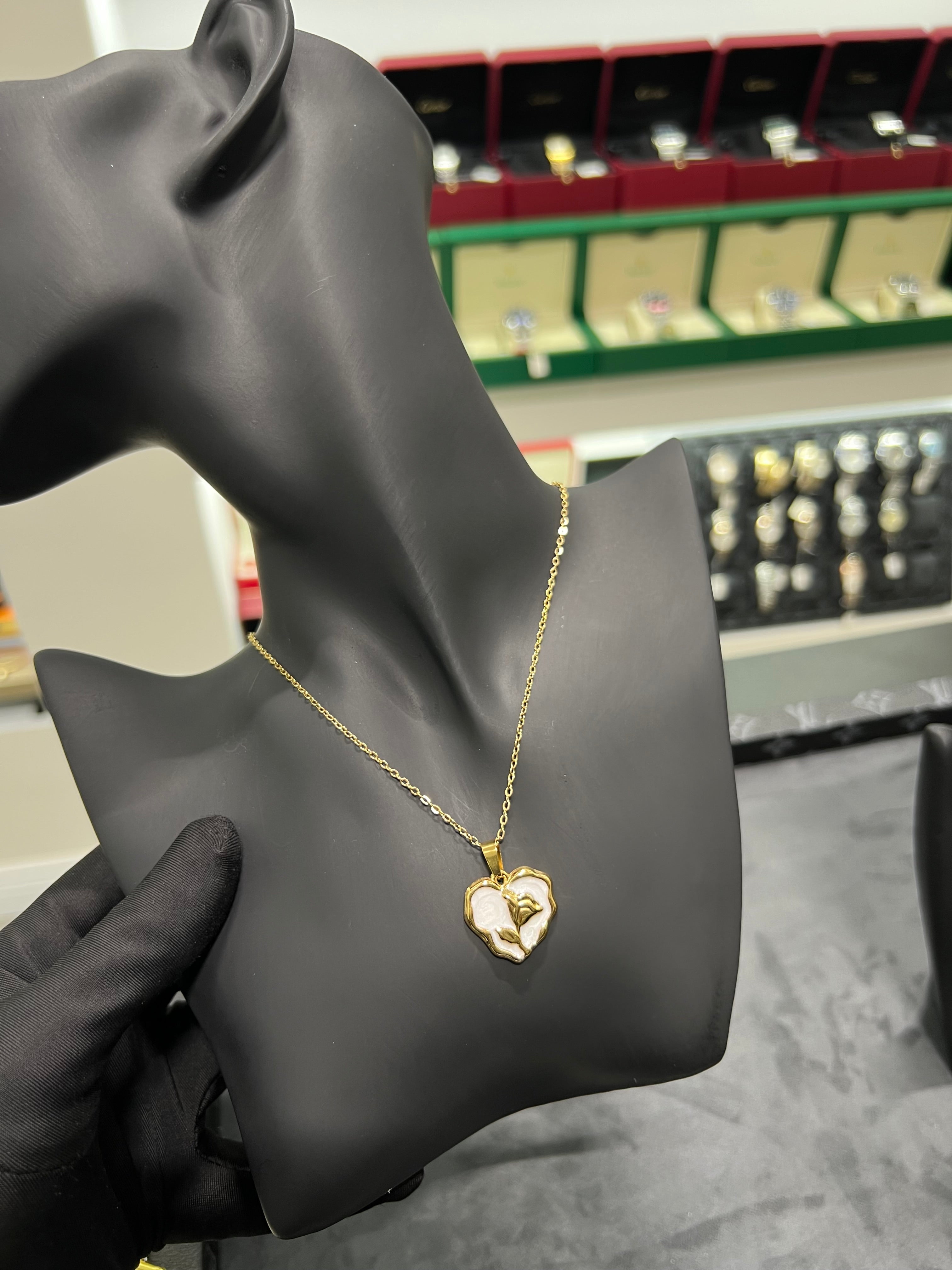 سلسال الورده البيضاء