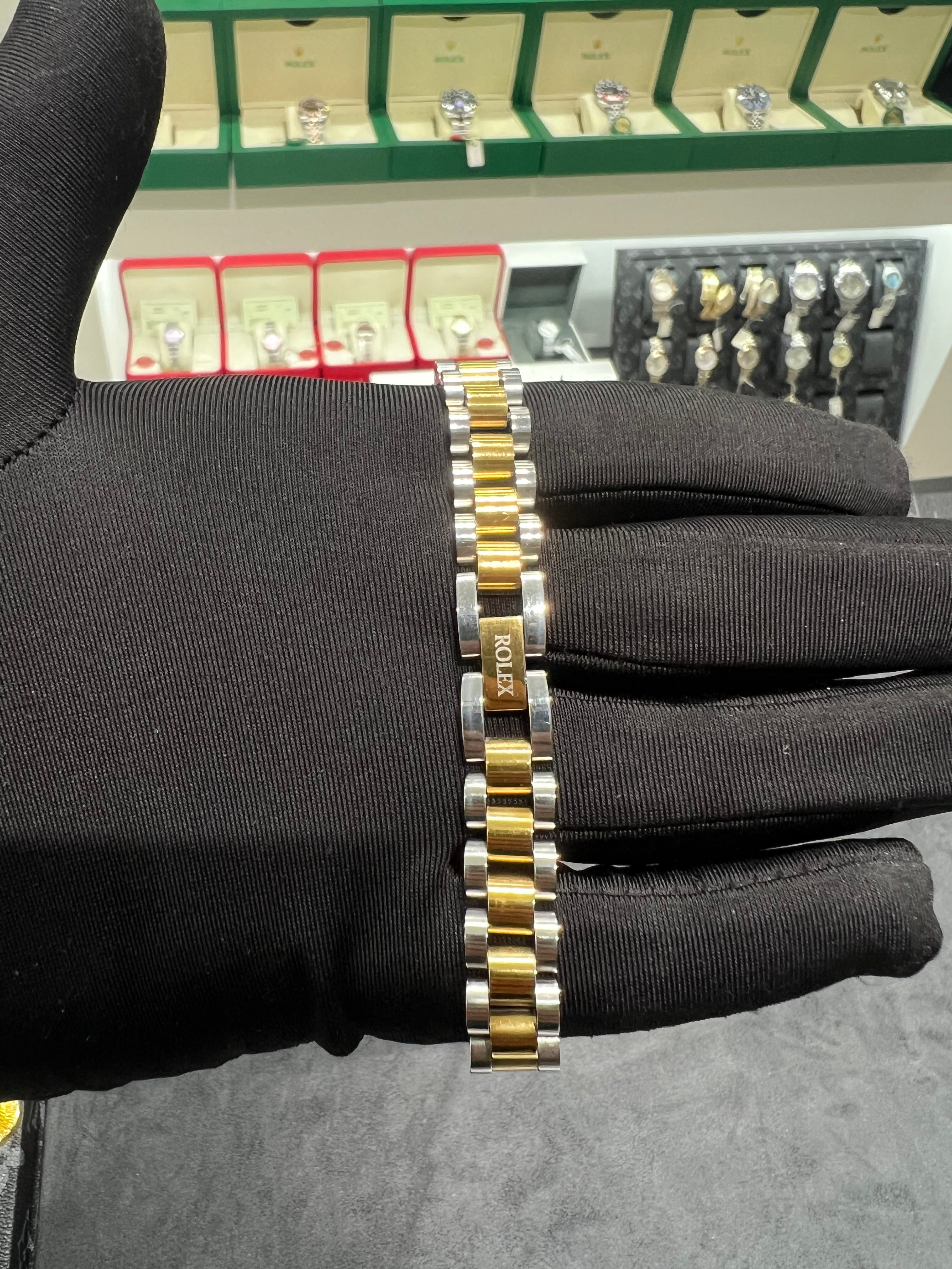 سوار رولكس بالشعار مطعم بلونين