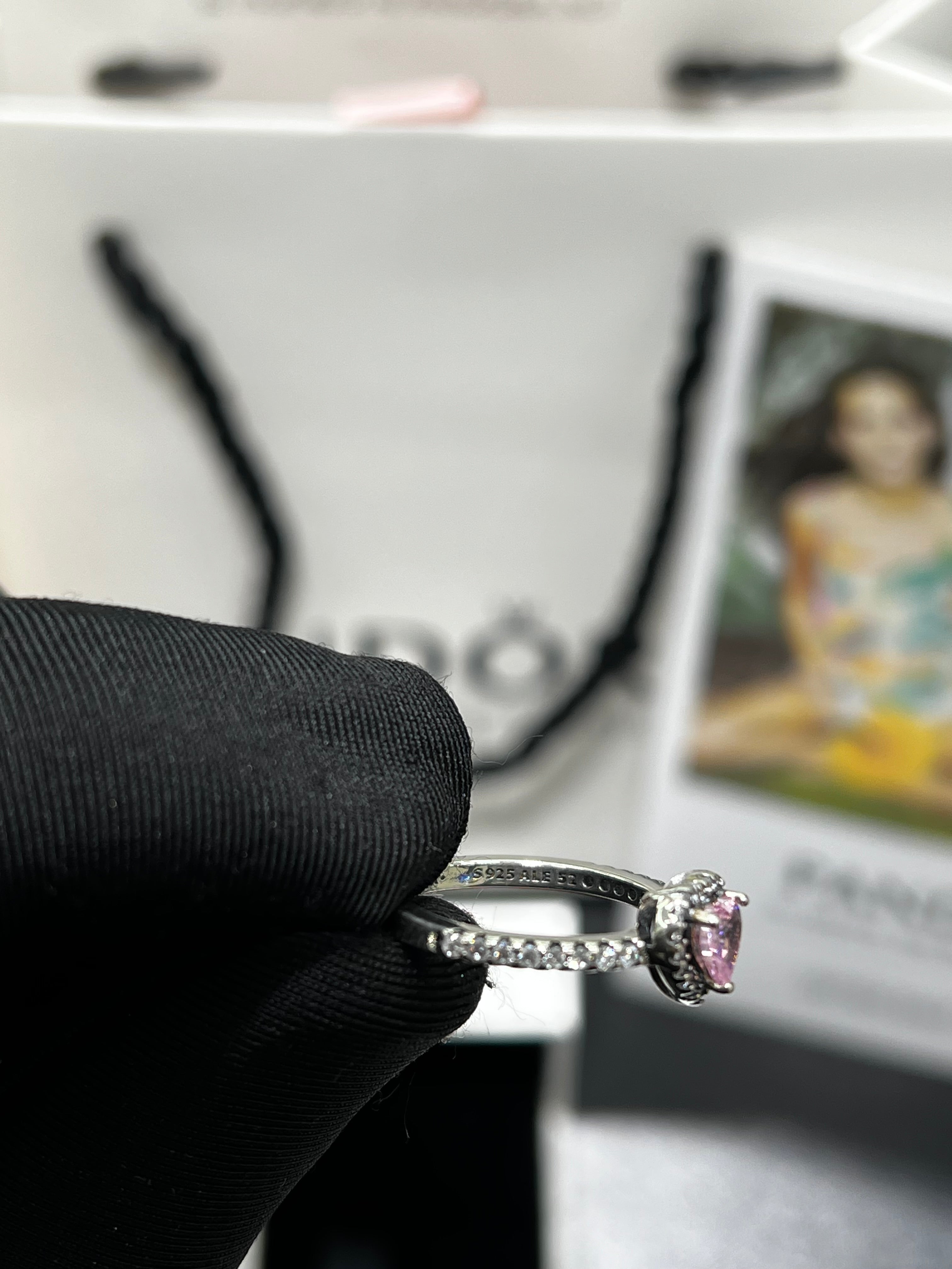 خاتم Pandōra القلب الوردي