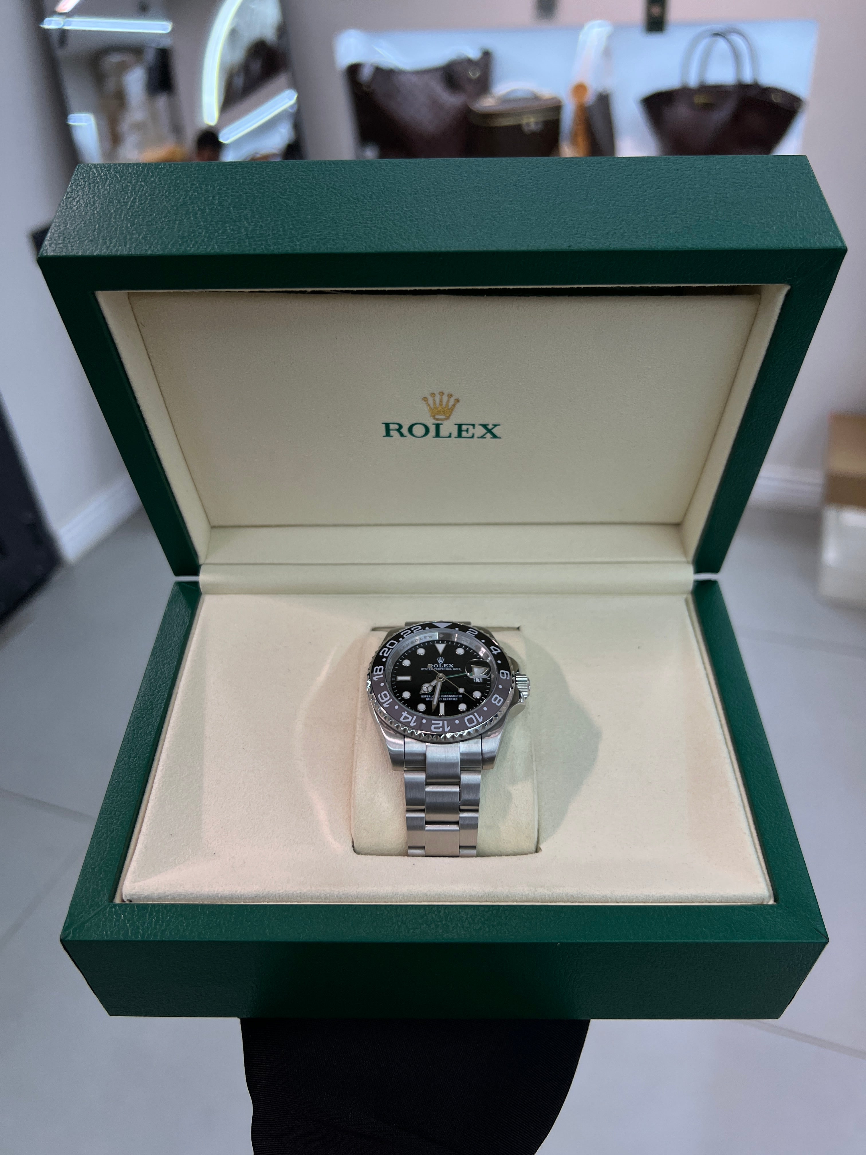 GMT-Master II “Bruce Wayne”