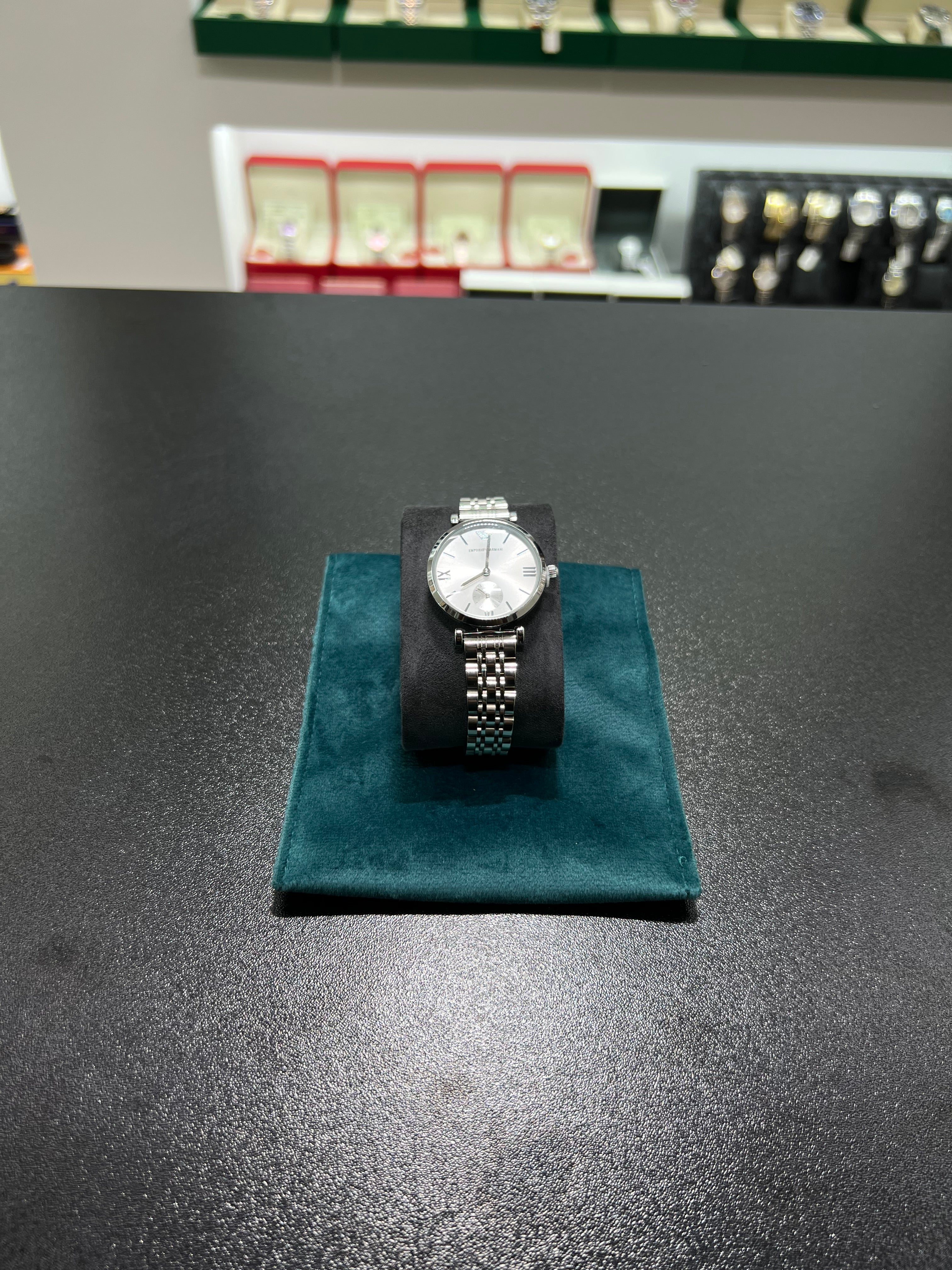 Armanį watch, silver, gray lens, جوده B, من دون علبه